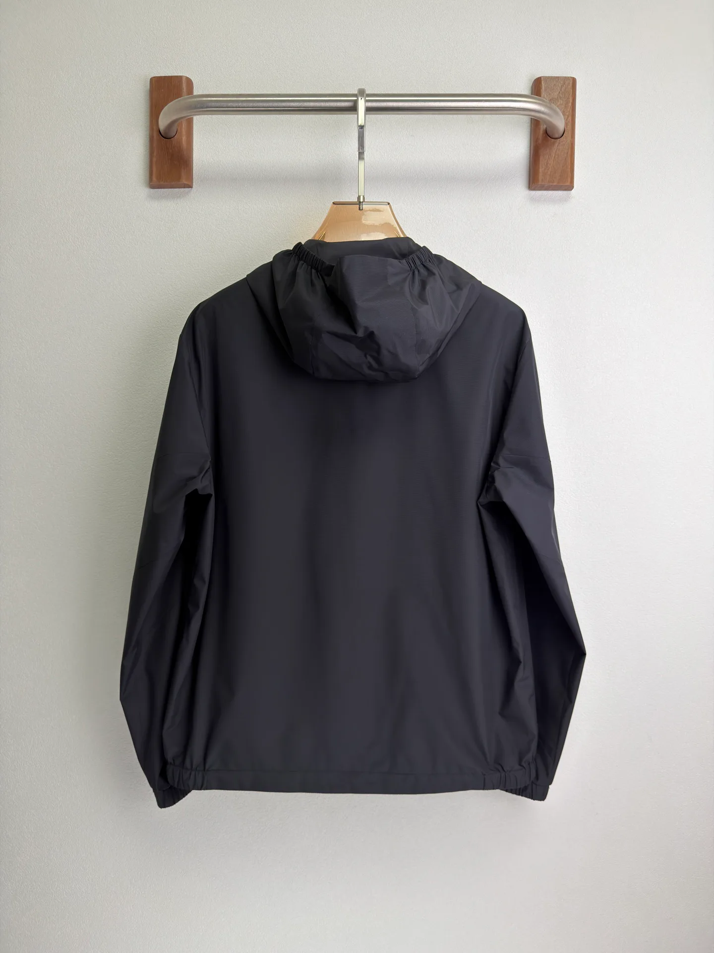 Куртки И Пуховики Мужские Moncler 11230252