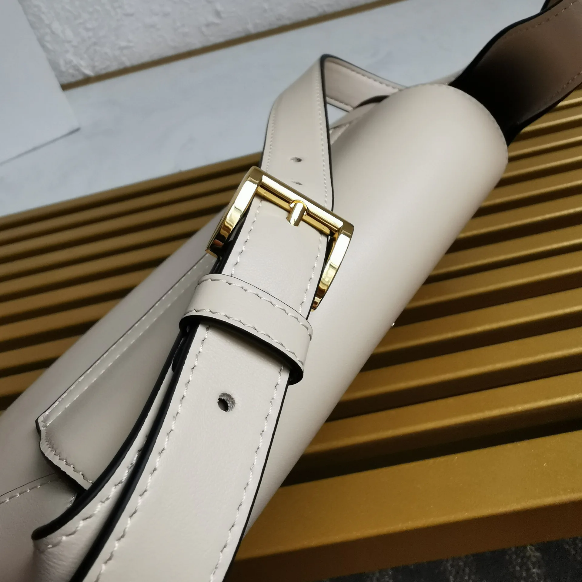 Сумки На Ремне Женские Prada 617104