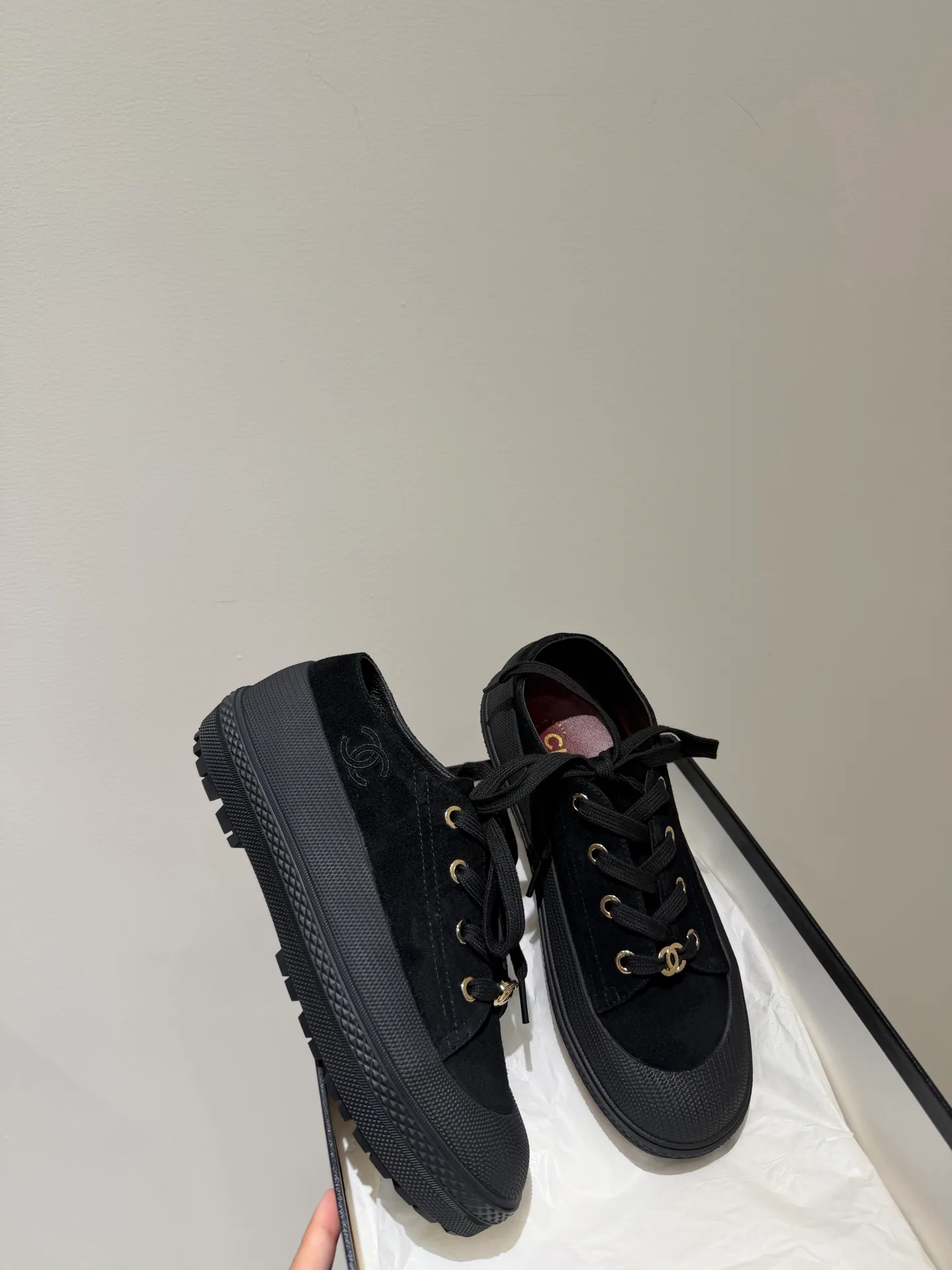 Кроссовки Женские Chanel 17956128