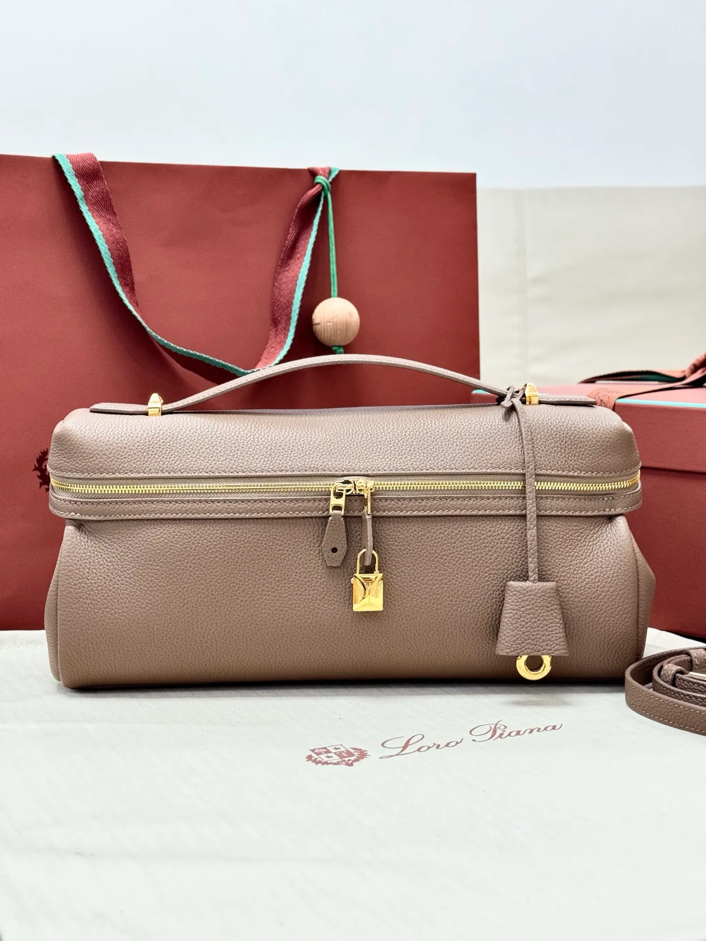 Классические Сумки Женские Loro Piana 11472667