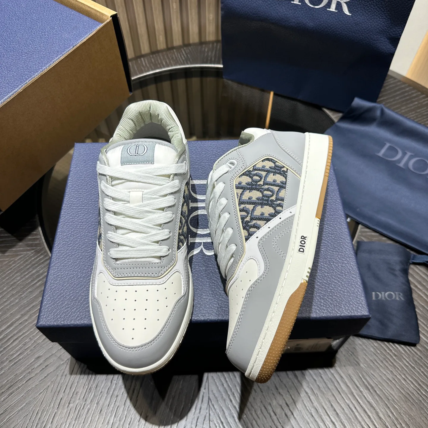 Кроссовки Женские Christian Dior 19584193