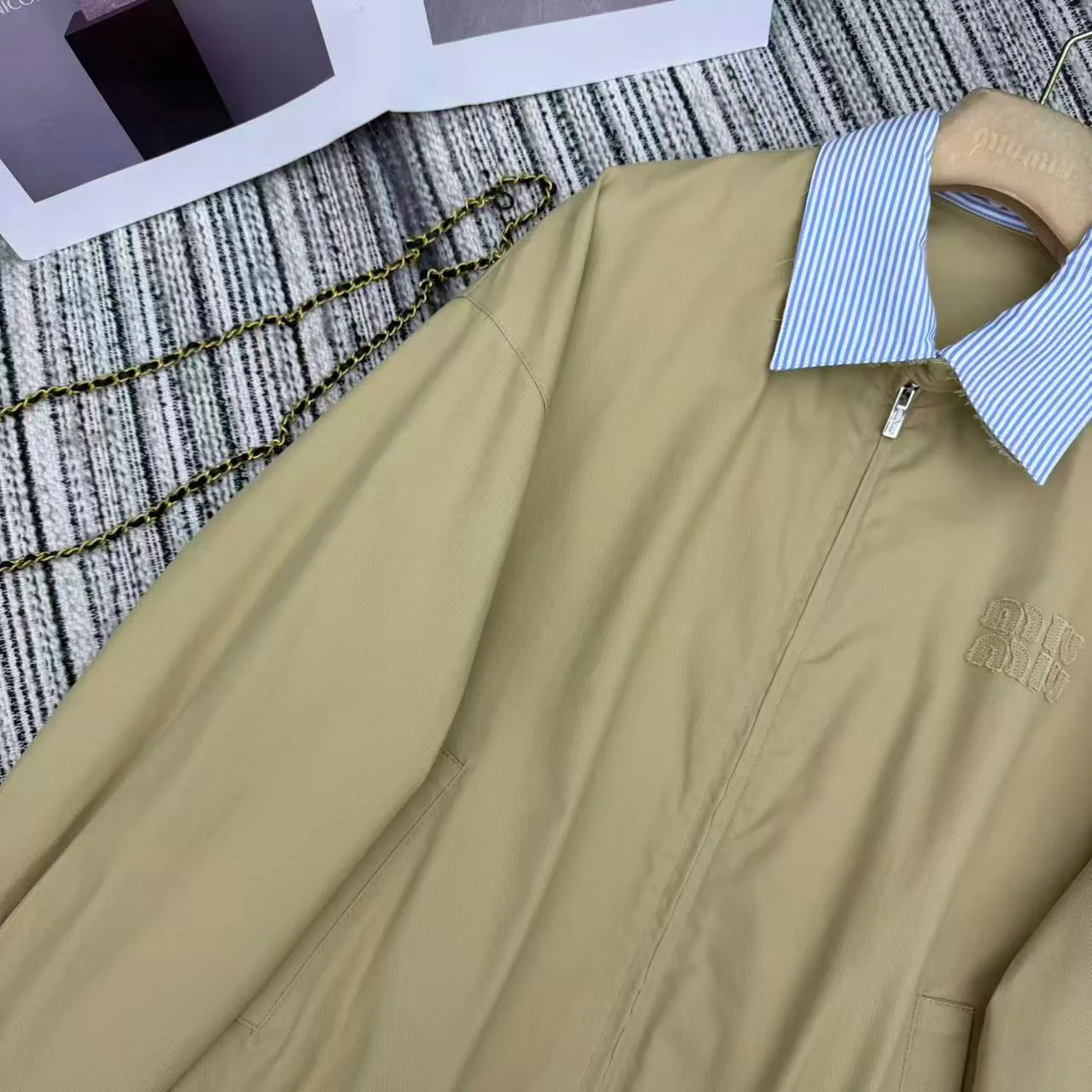 Куртки И Пуховики Женские Miu Miu 10777562