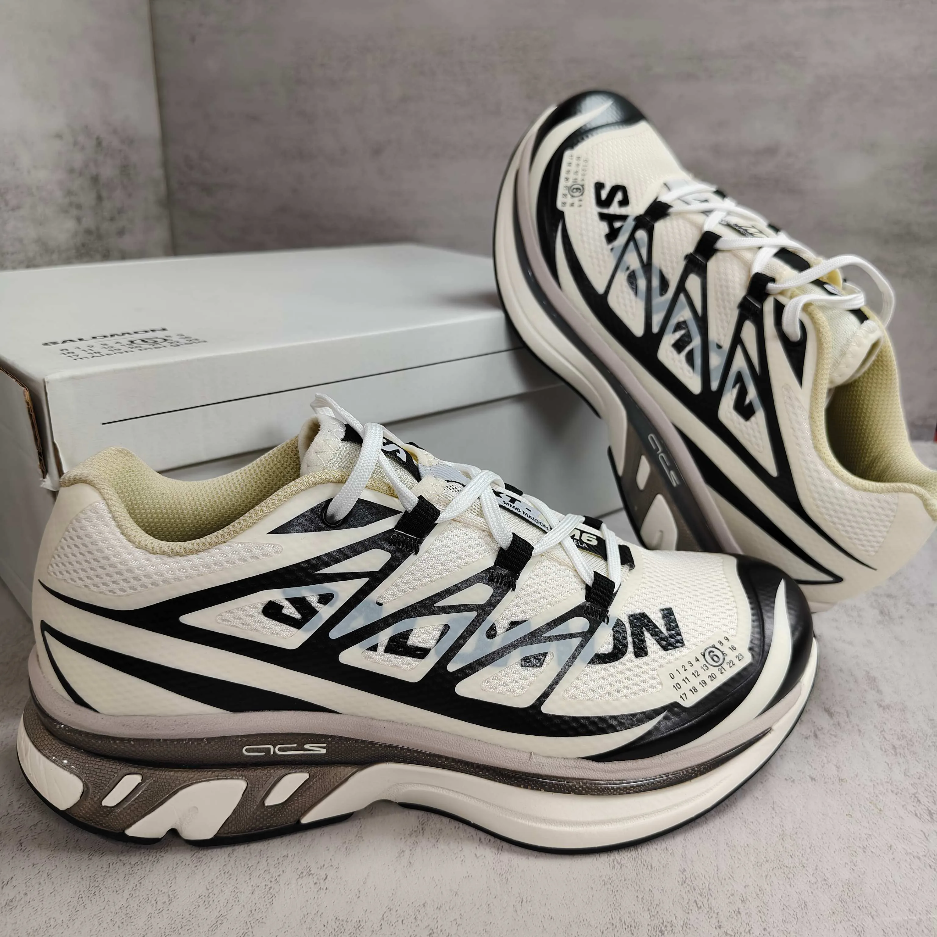 Кроссовки Женские Maison Margiela 18039834