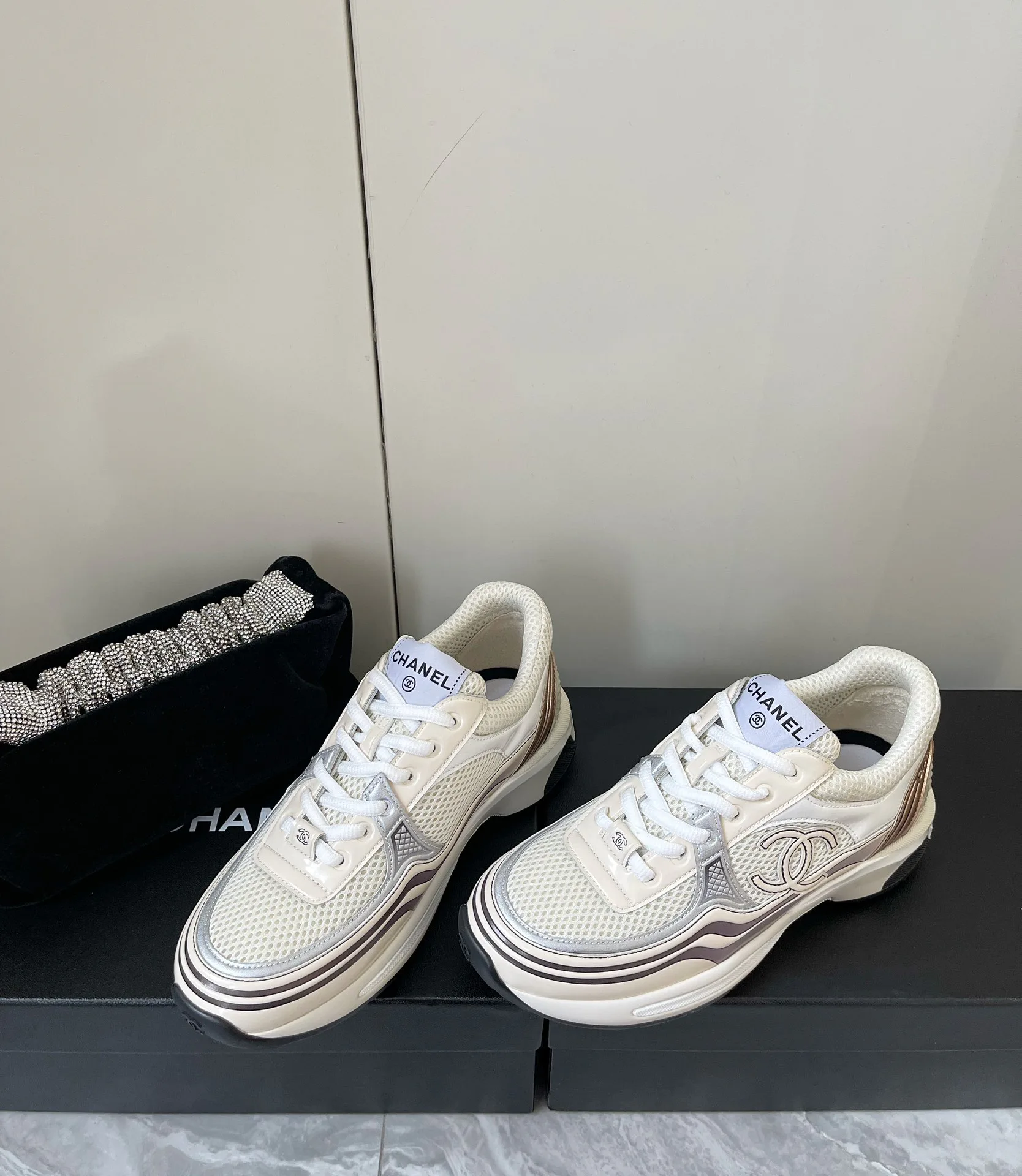 Кроссовки Женские Chanel 8735