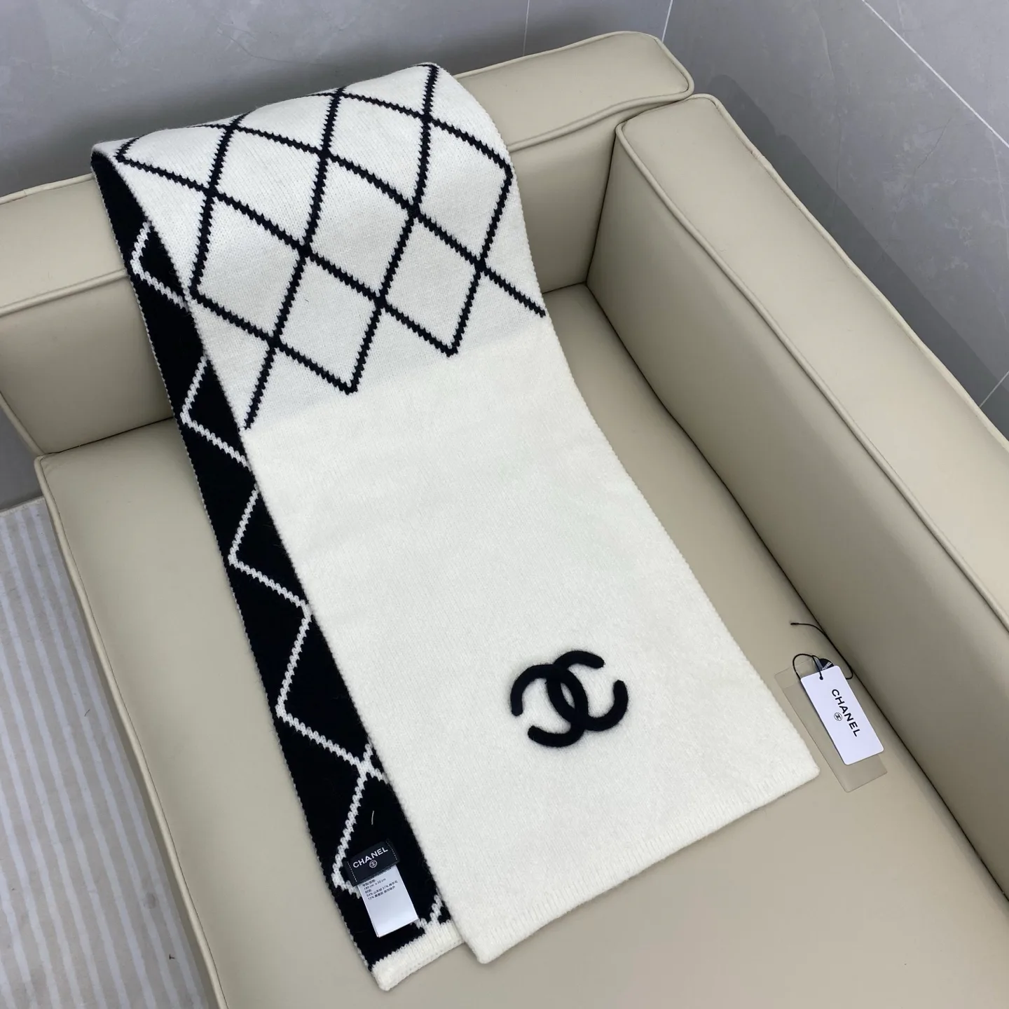 Шарфы Chanel 563337