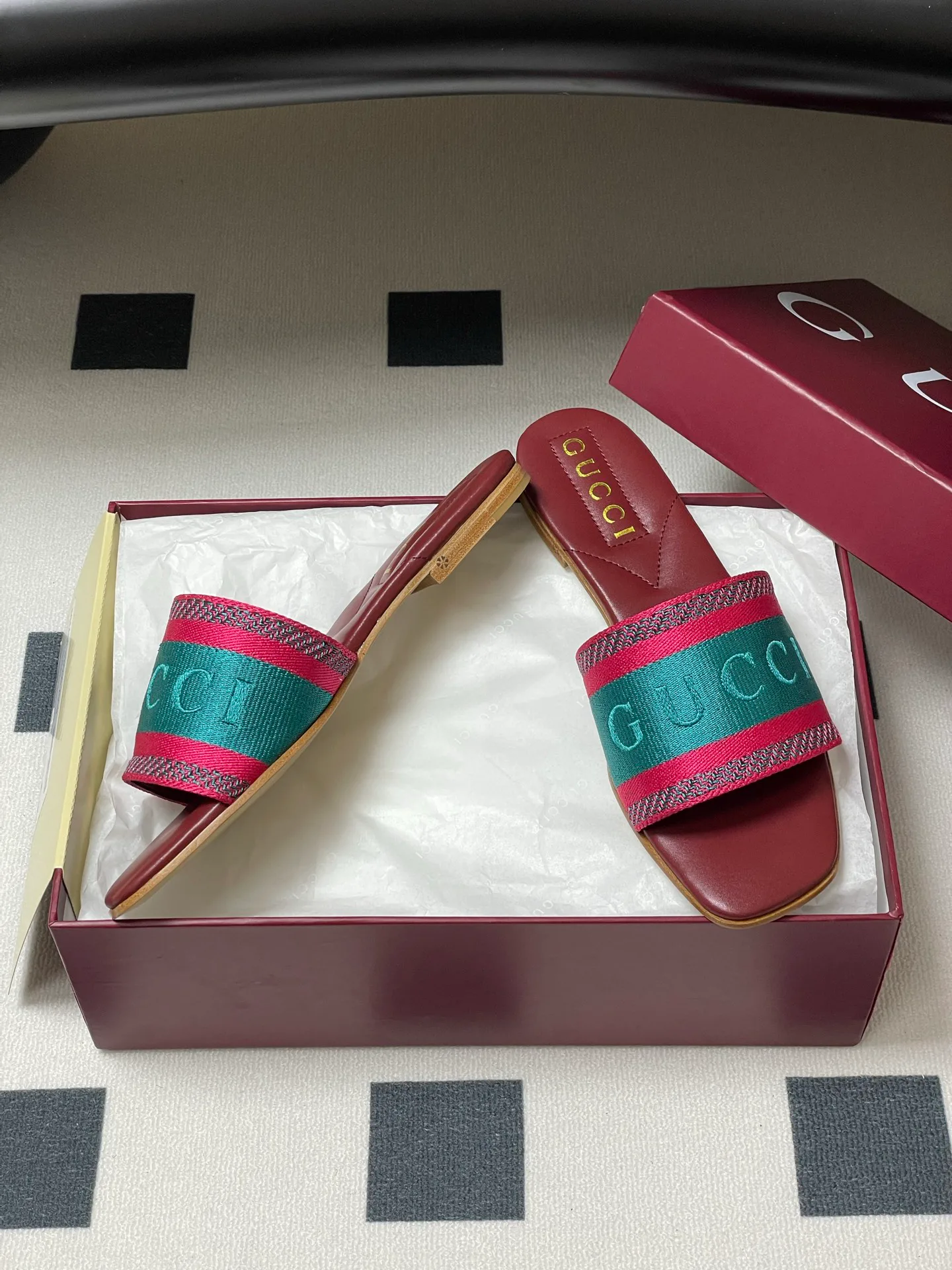 Шлепанцы Женские Gucci 22783