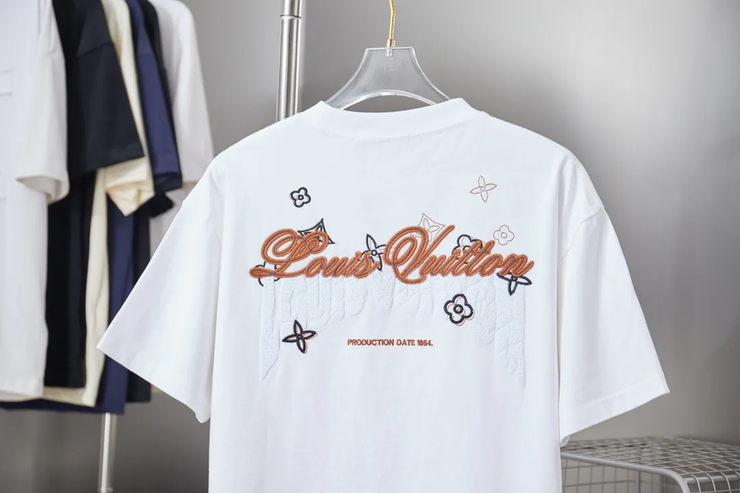 Футболки Женские Louis Vuitton 5405467
