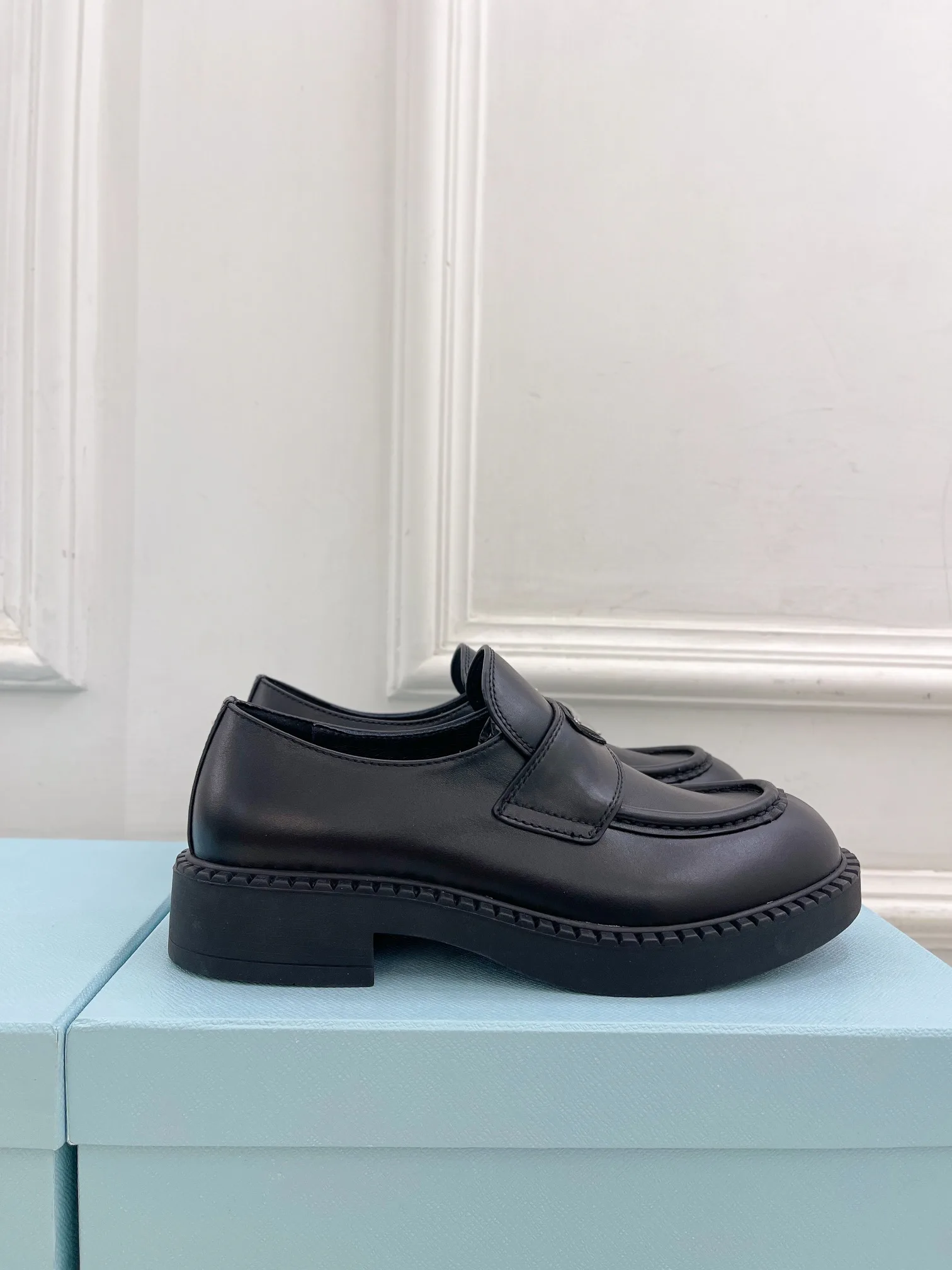 Лоферы И Мокасины Женские Prada 11404085