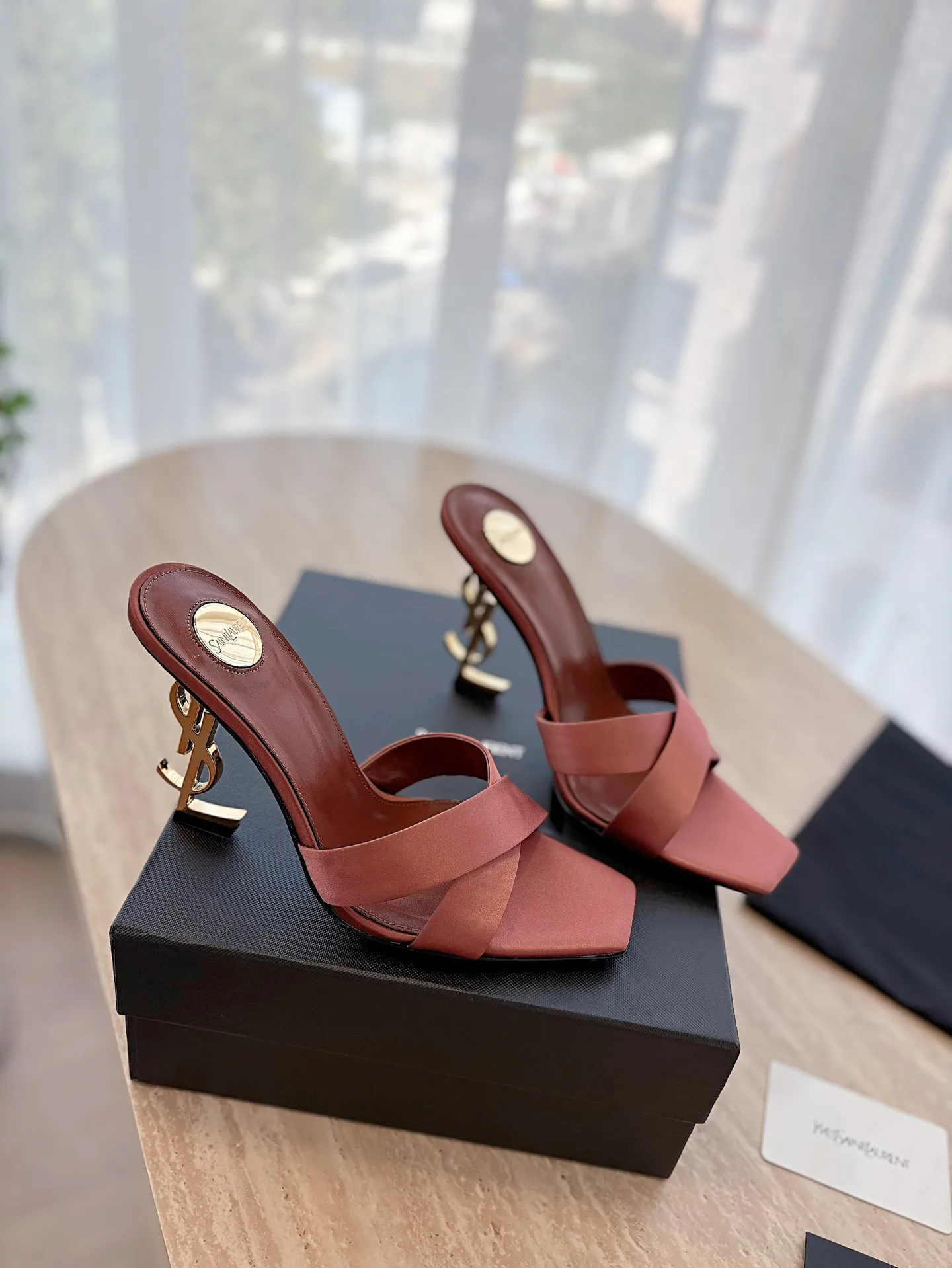 Босоножки Женские Saint Laurent 12815351