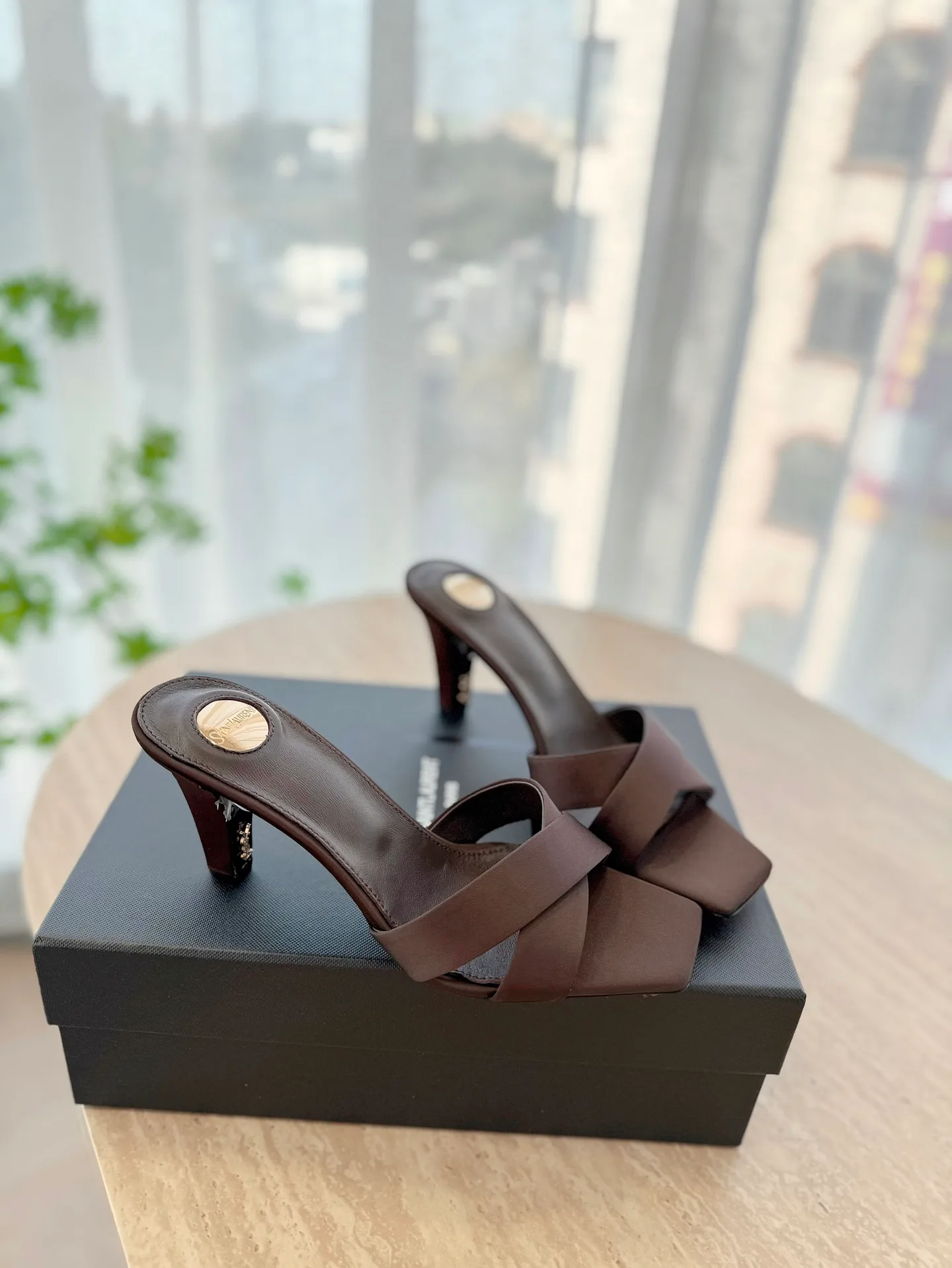 Босоножки Женские Saint Laurent 12815345