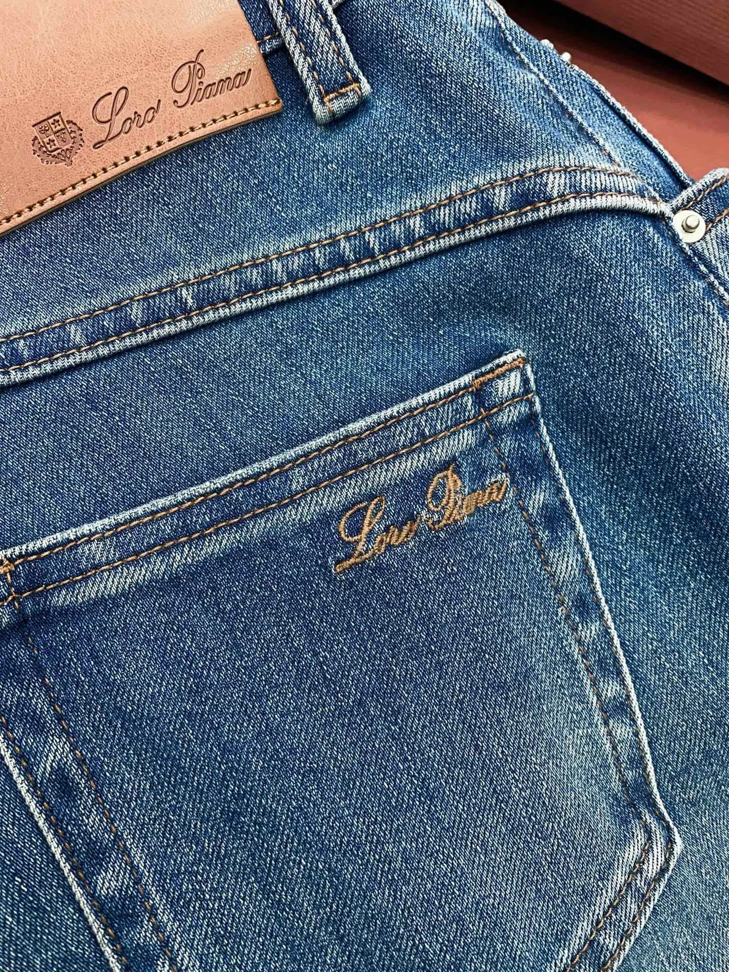 Джинсы Женские Loro Piana 12729741