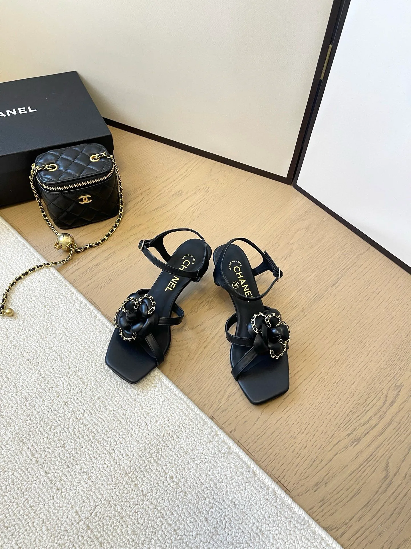 Туфли Женские Chanel 13353539