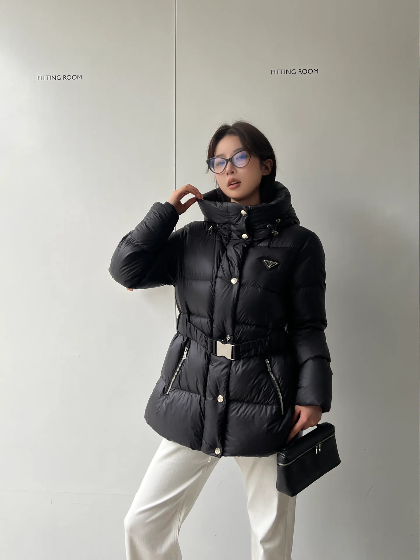 Куртки И Пуховики Женские Prada 18767787