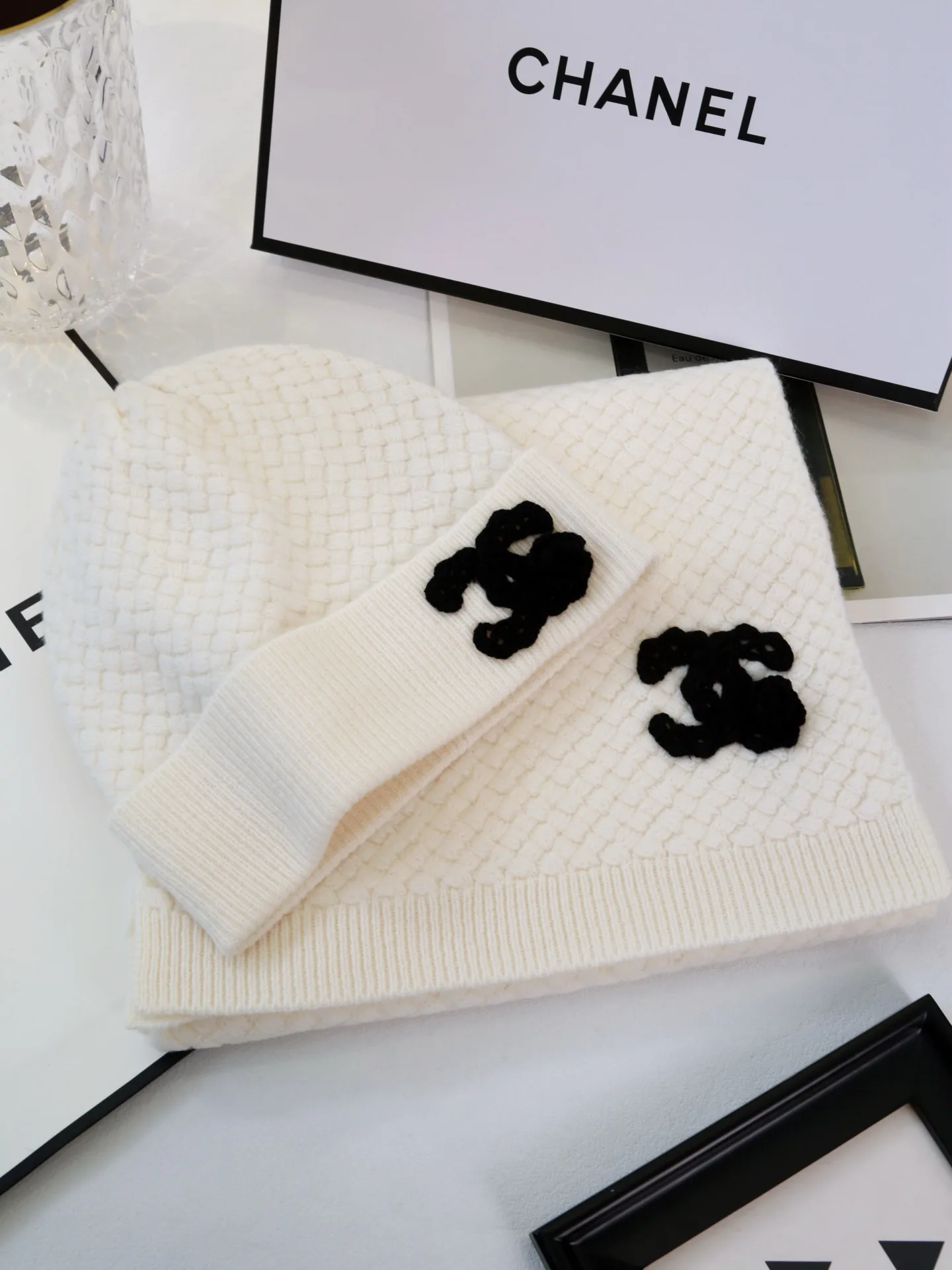 Шарфы Chanel 18427047