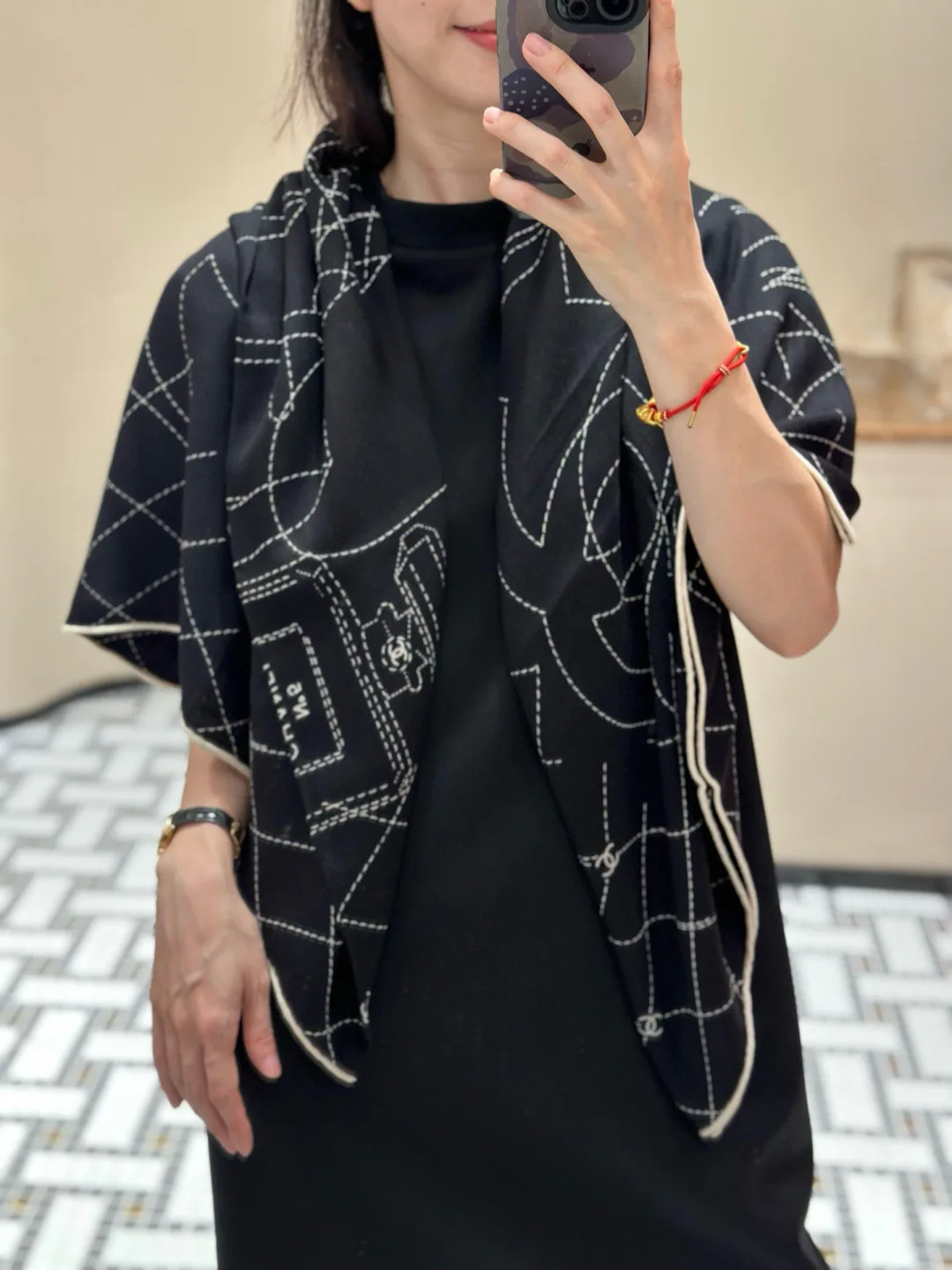 Платки Chanel 10114515