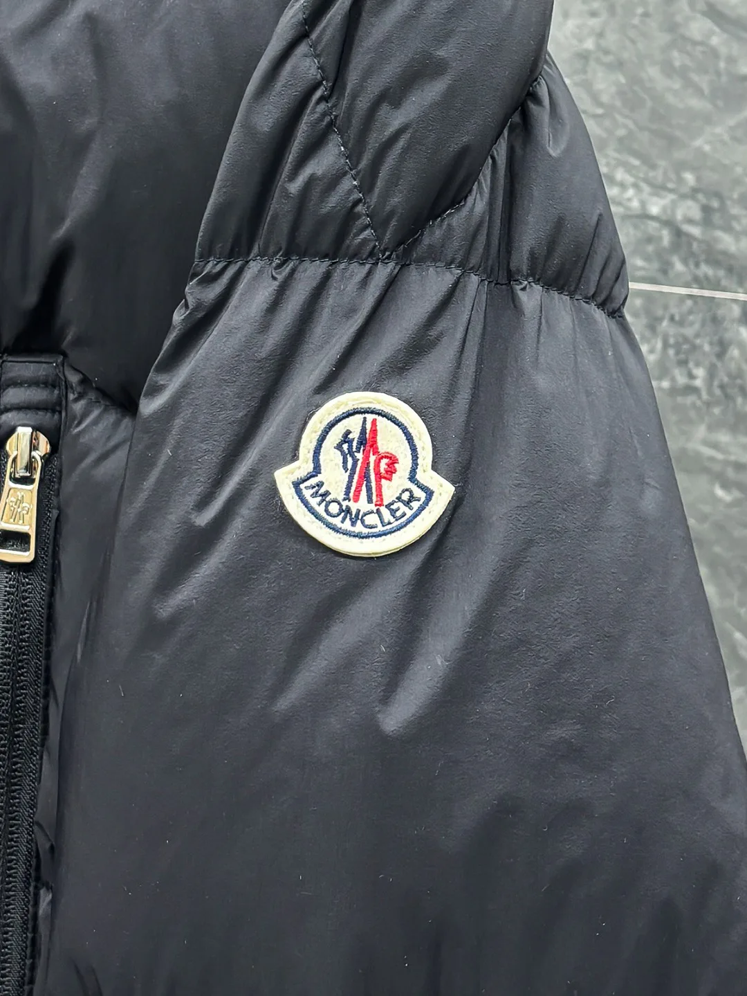 Куртки И Пуховики Мужские Moncler 3034741