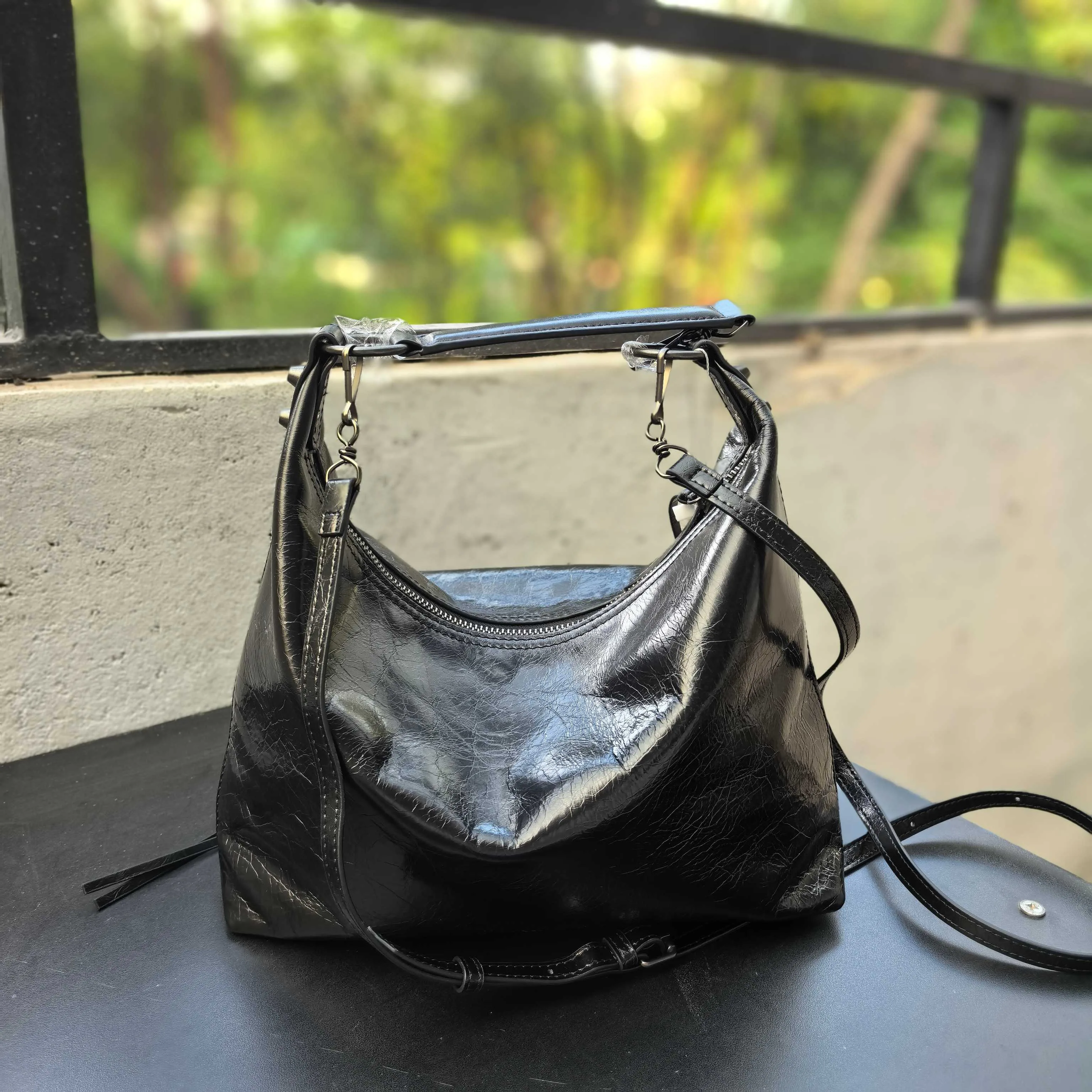 Классические Сумки Женские Balenciaga 496102