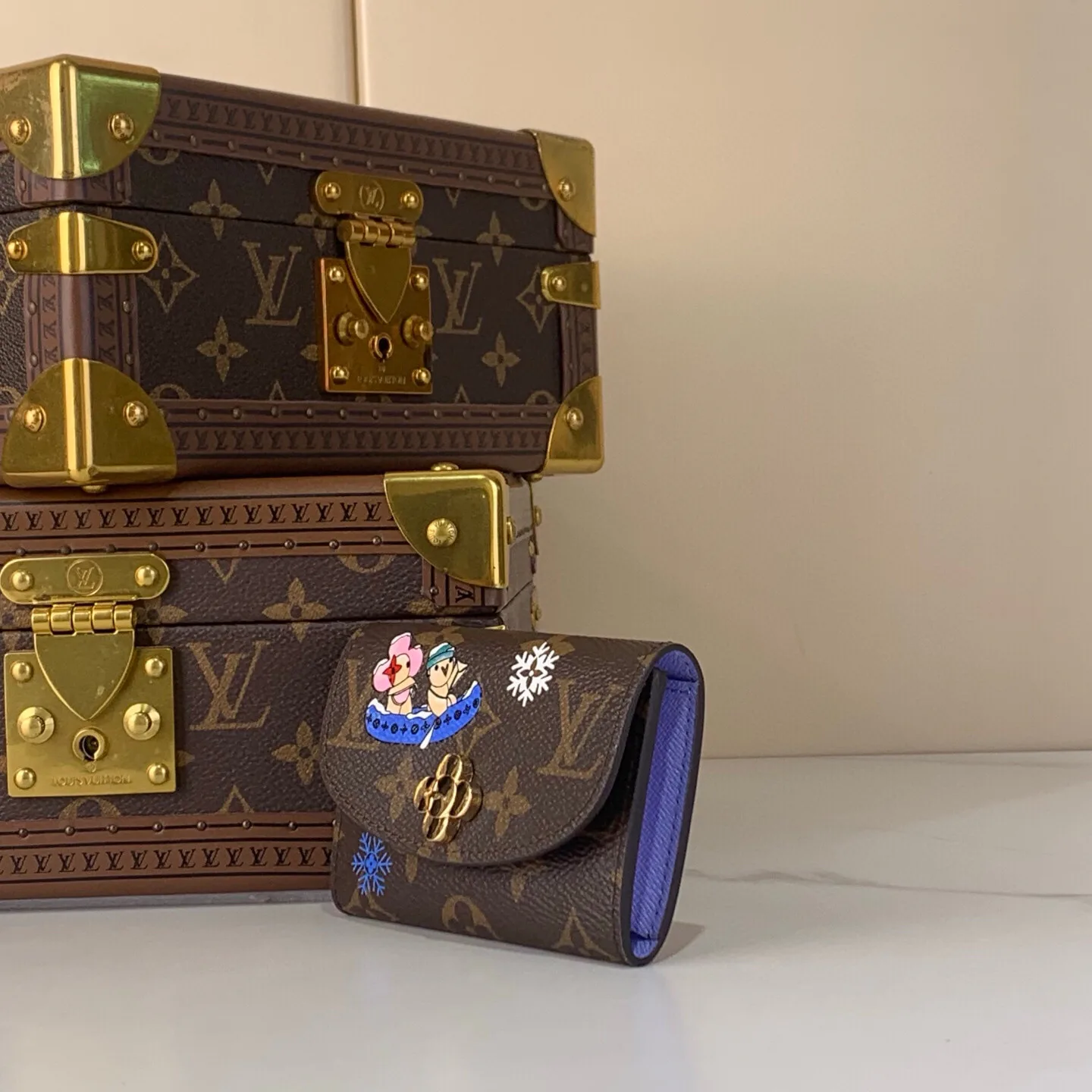 Кошельки Louis Vuitton 256459