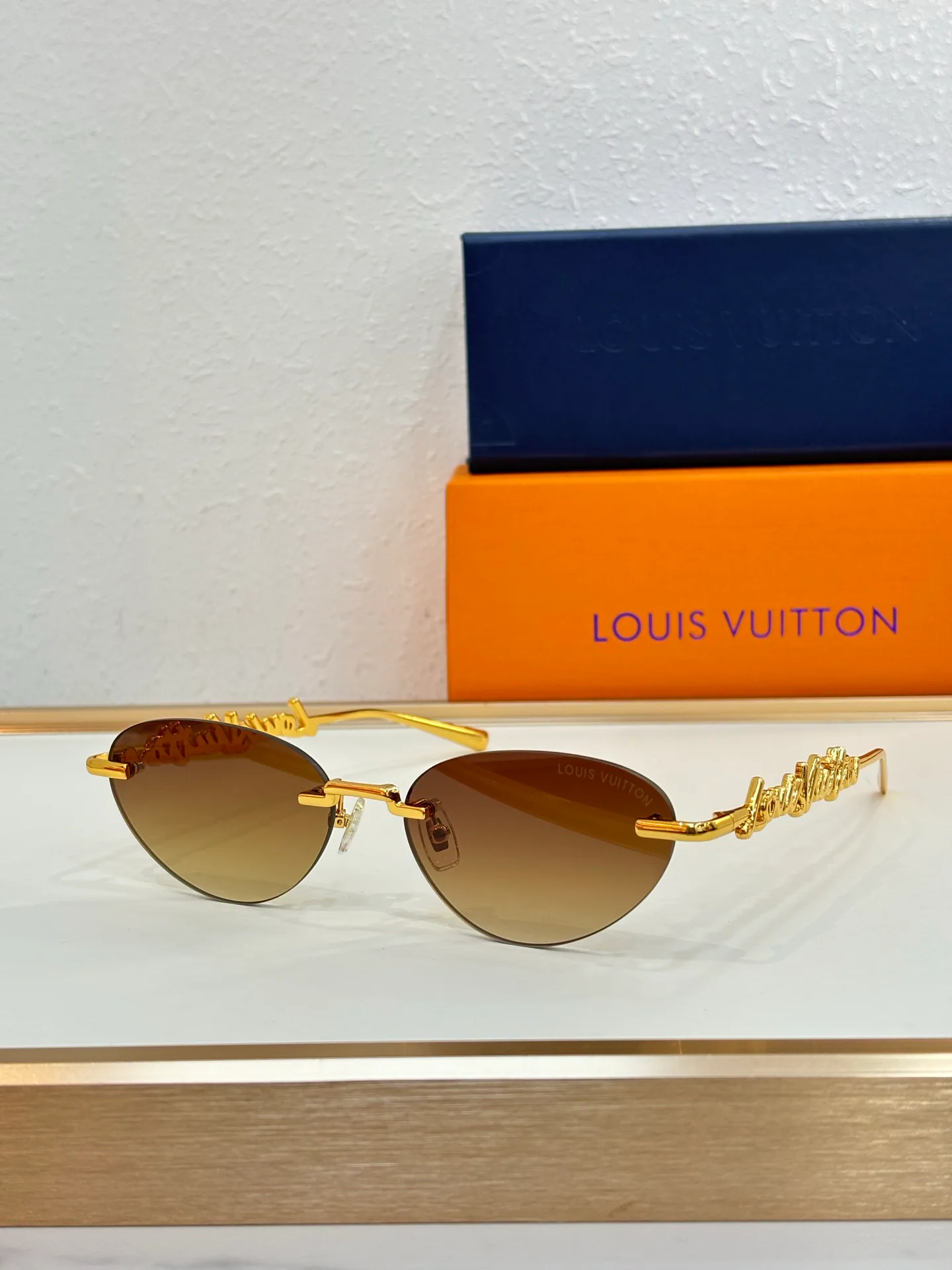 Очки Louis Vuitton 18629799
