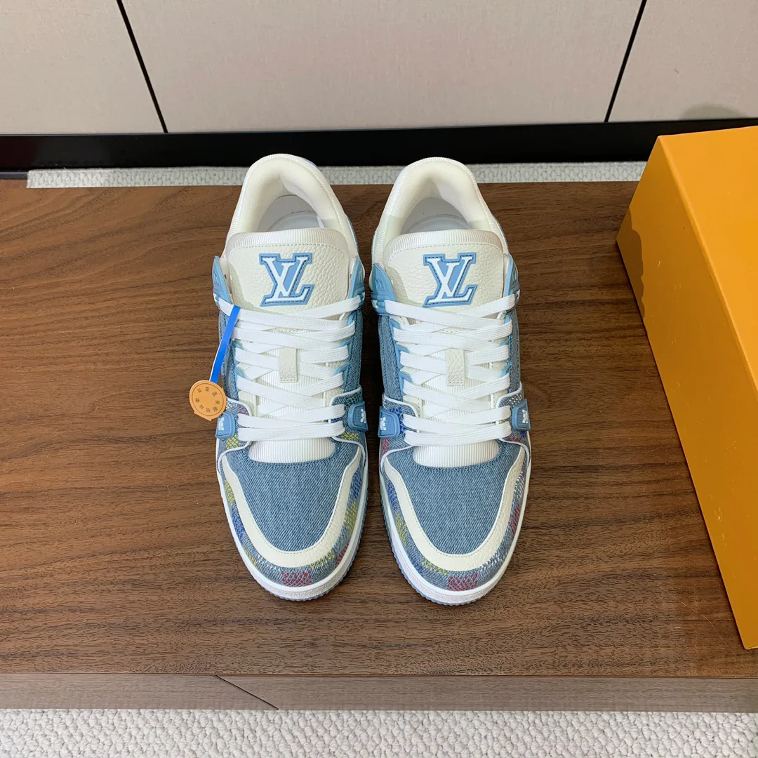 Кроссовки Женские Louis Vuitton 10236193