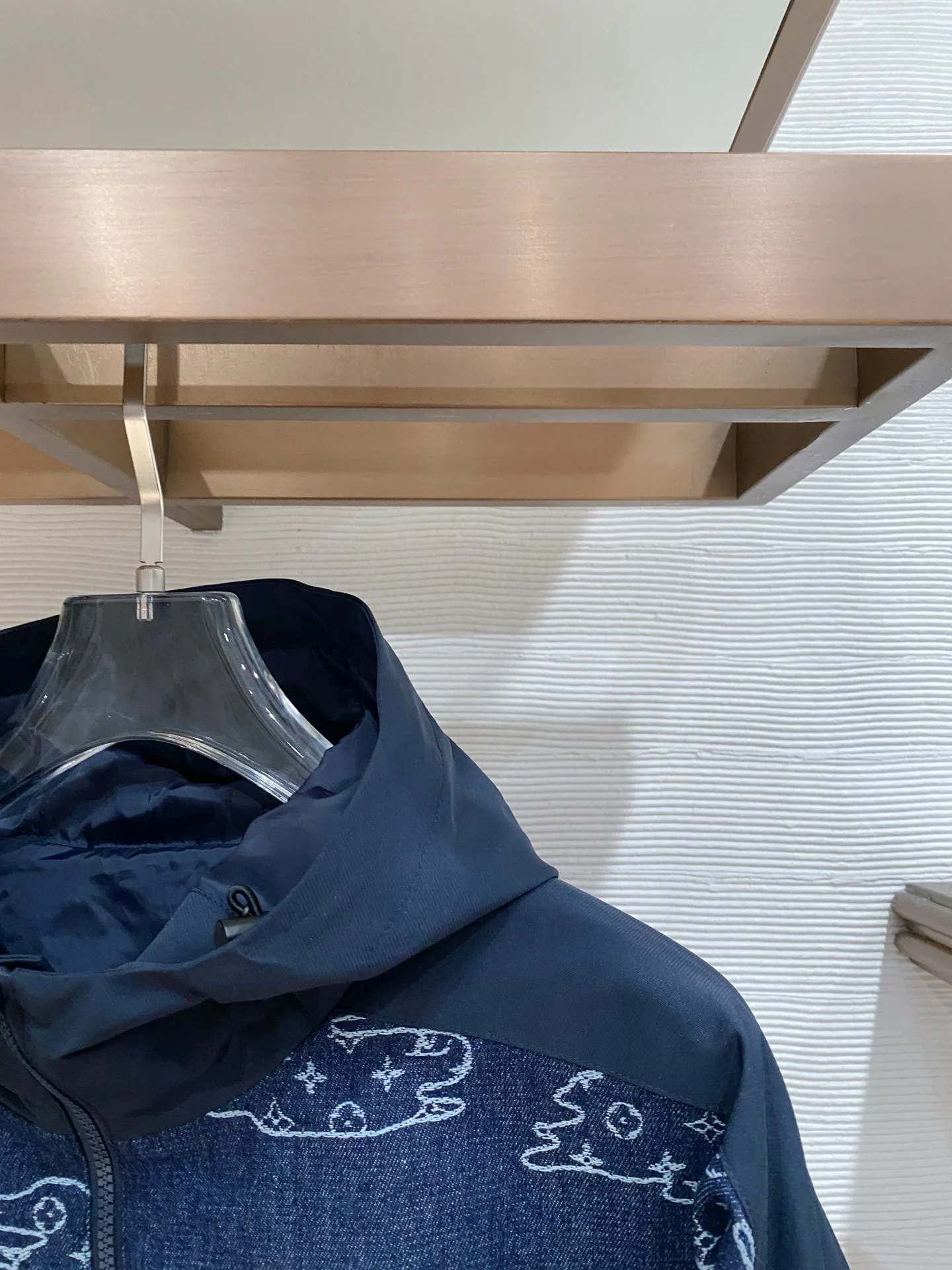Куртки И Пуховики Мужские Louis Vuitton 10271846
