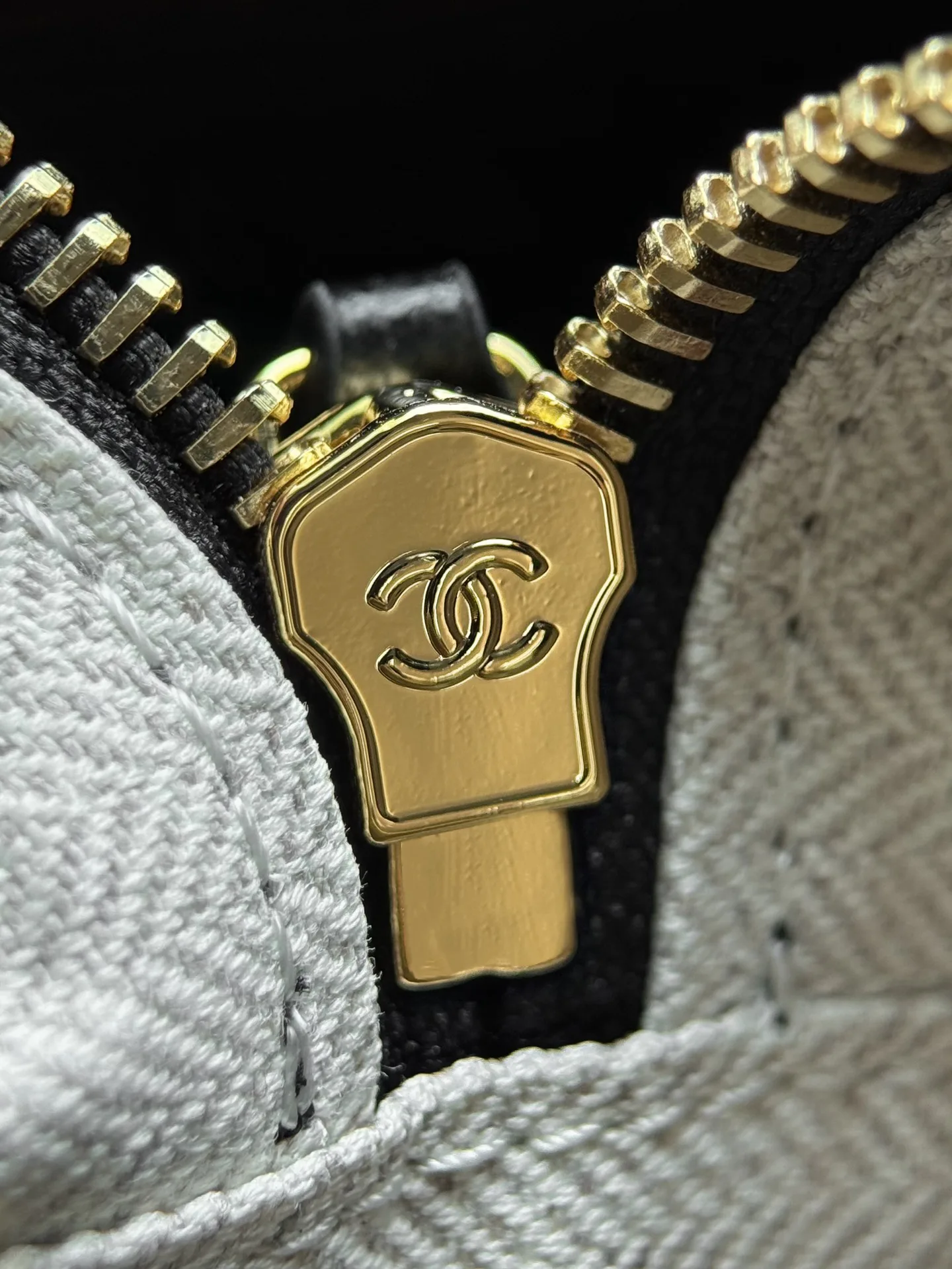 Классические Сумки Женские Chanel 18147995
