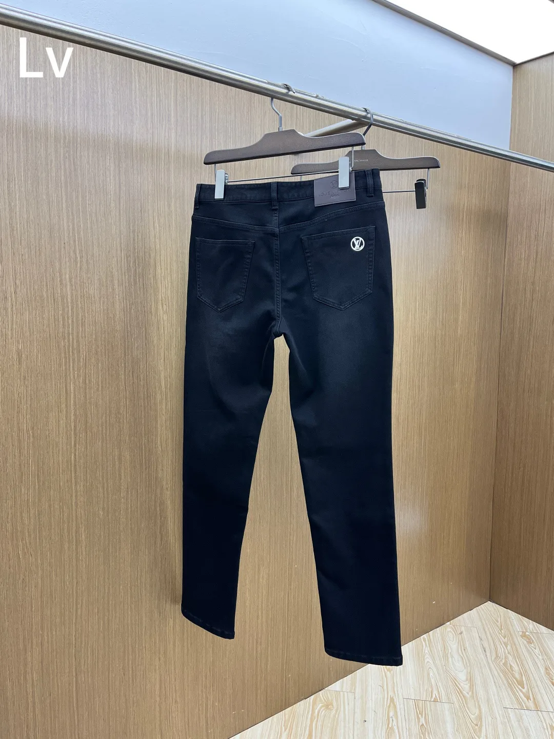 Джинсы Мужские Louis Vuitton 18244079