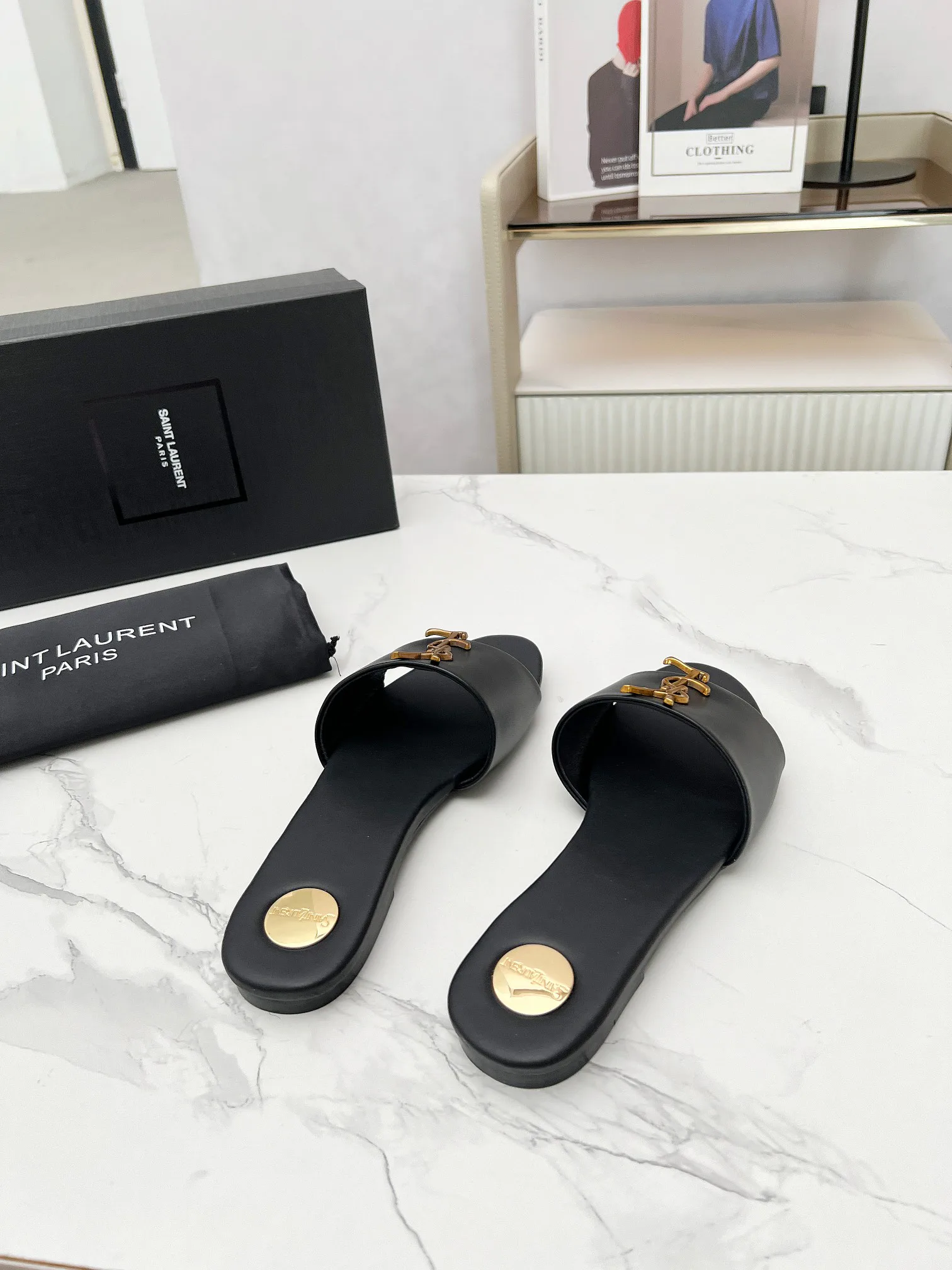 Шлепанцы Женские Saint Laurent 262233