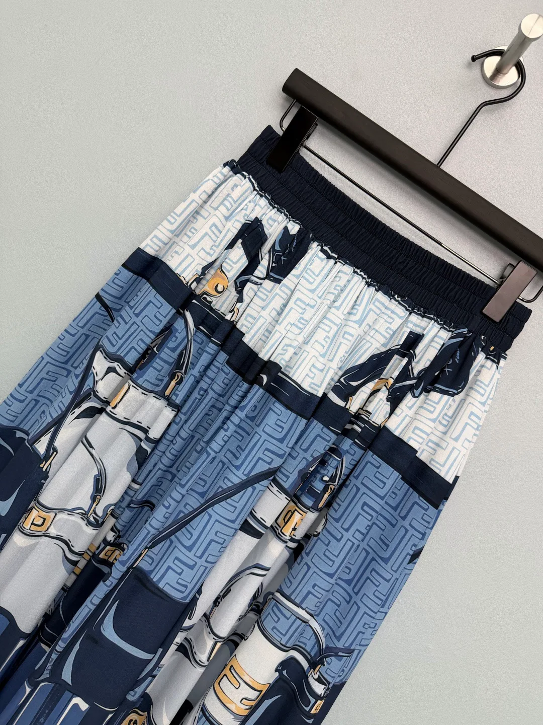 Юбки Женские Fendi 11873477