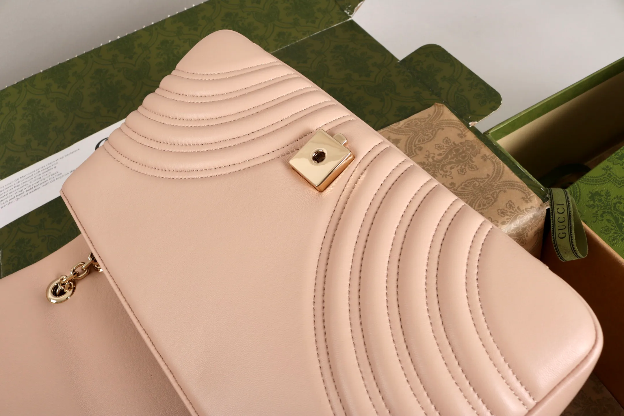 Классические Сумки Женские Gucci 18223242