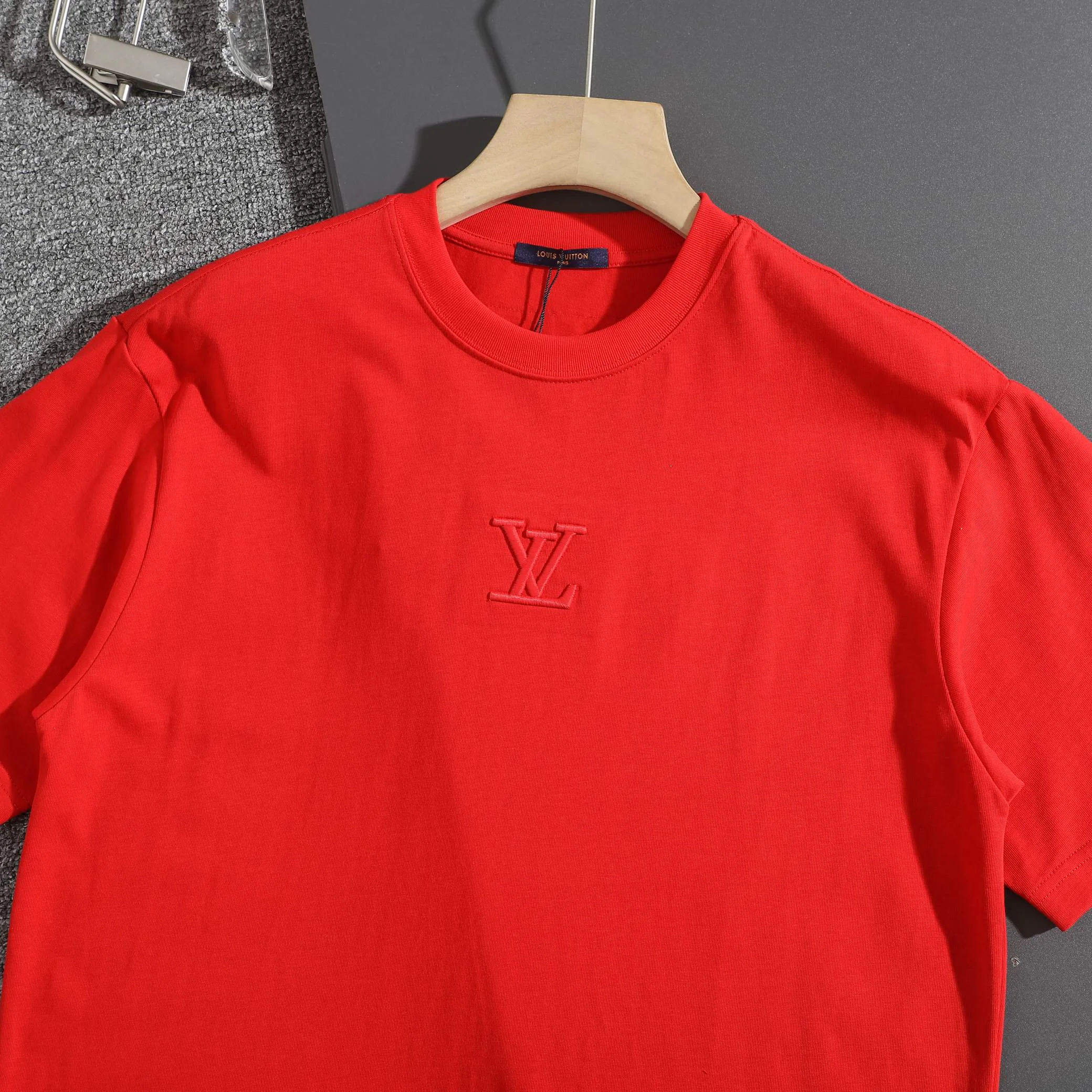 Футболки Женские Louis Vuitton 10542454