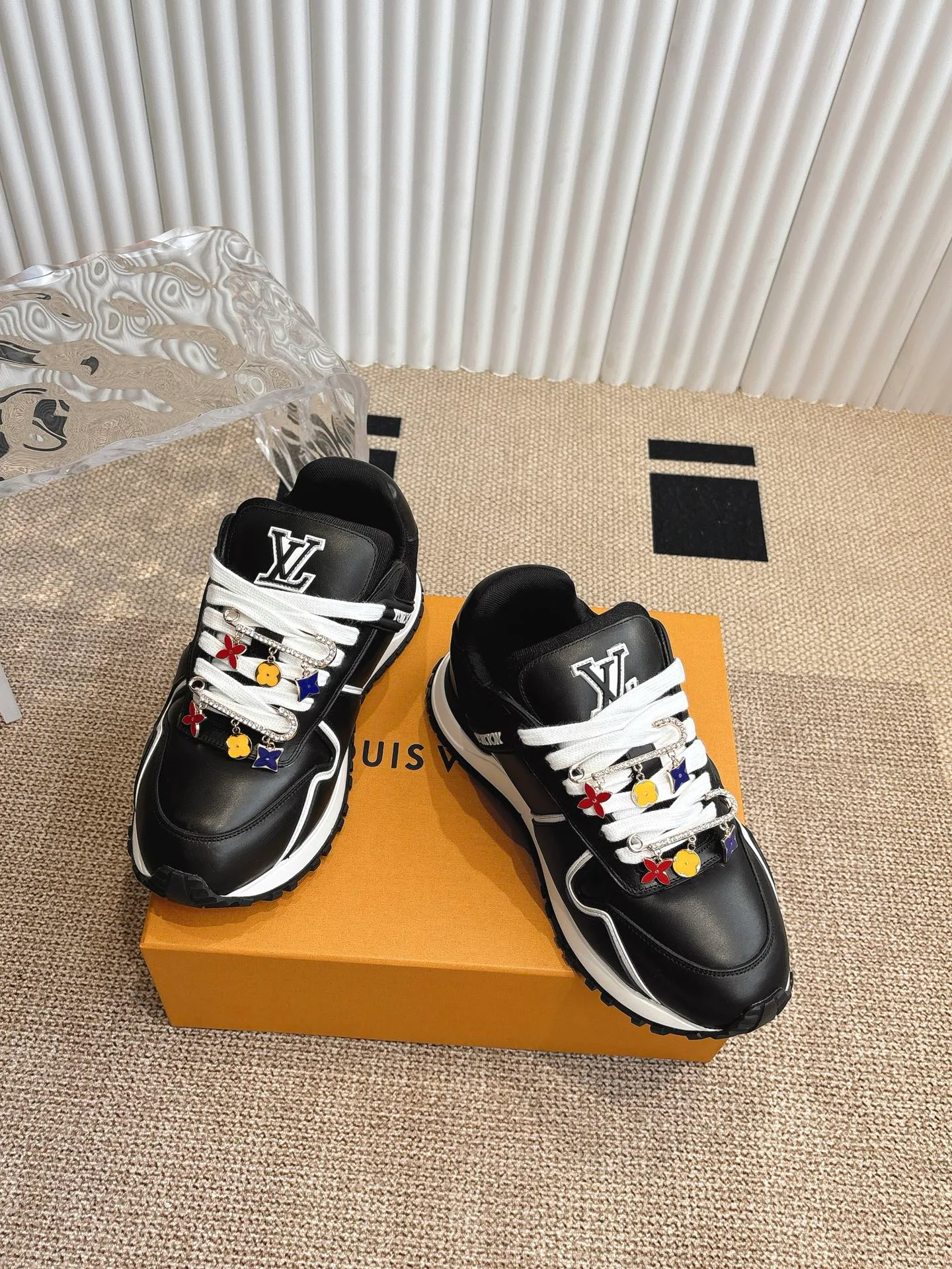 Кроссовки Женские Louis Vuitton 878953