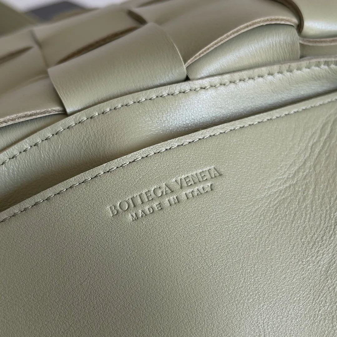 Классические Сумки Женские Bottega Veneta 17372471