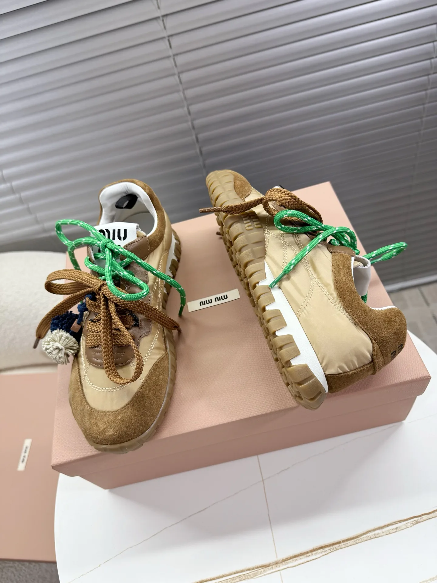 Кроссовки Женские Miu Miu 3742551