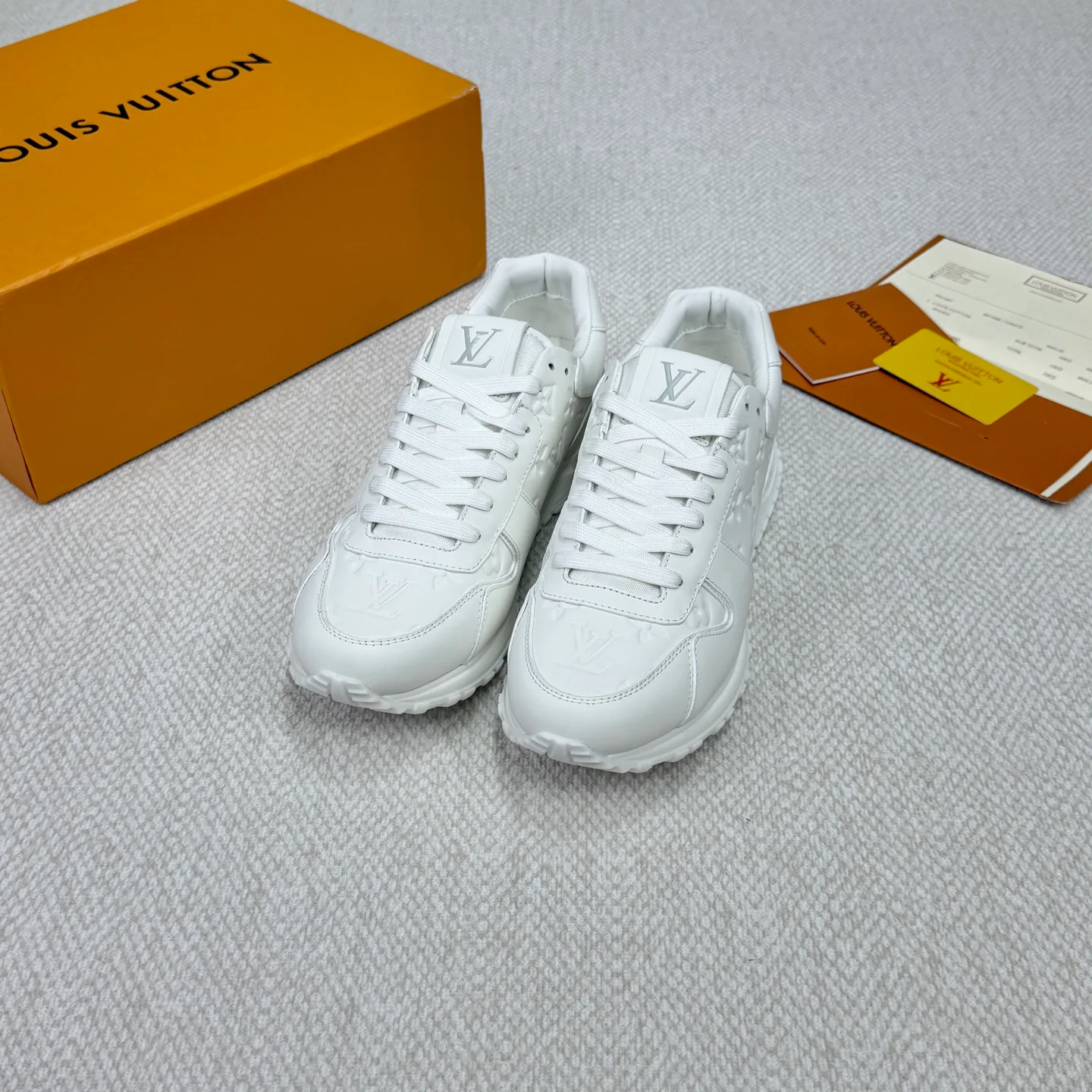 Кроссовки Мужские Louis Vuitton 18892499