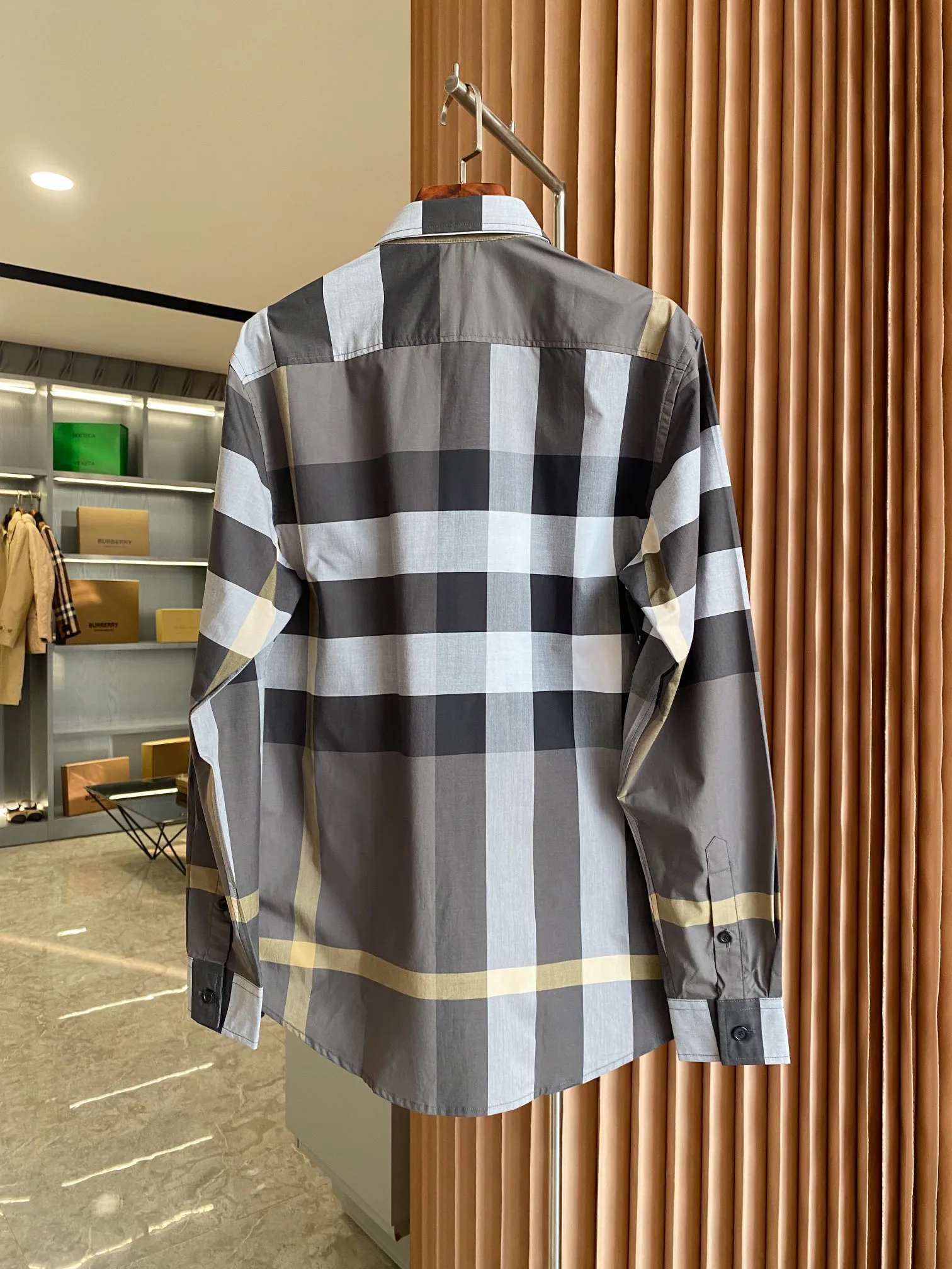 Рубашки Женские Burberry 11480653