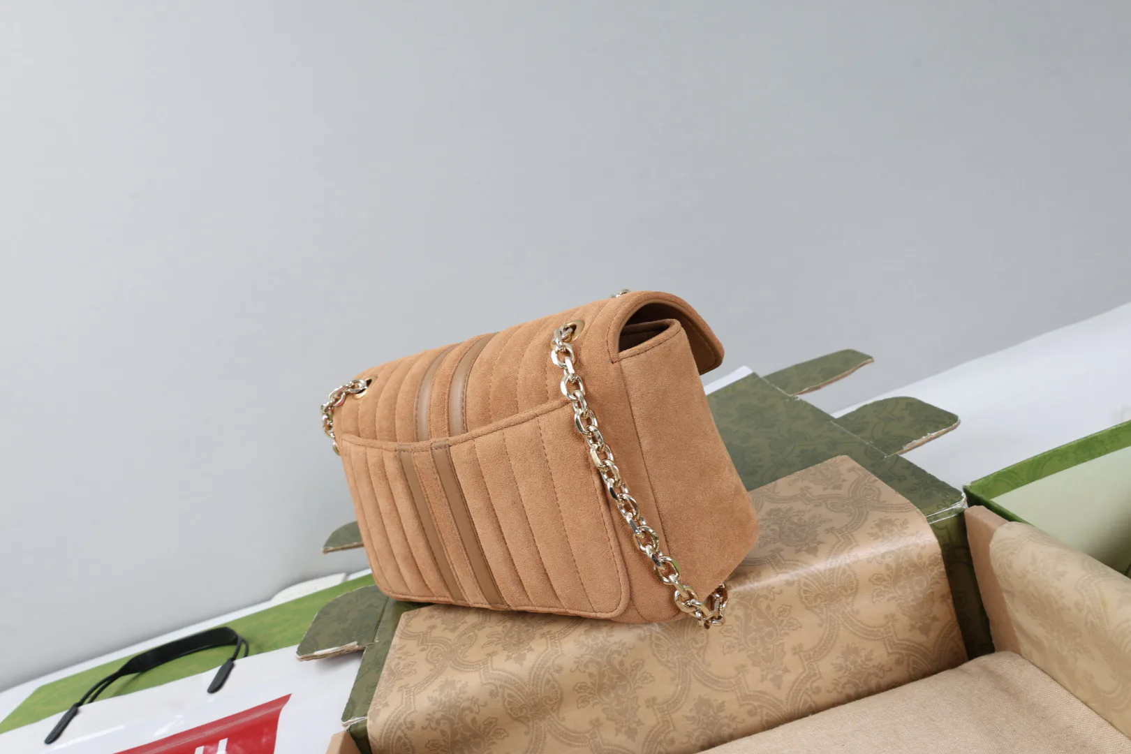 Классические Сумки Женские Gucci 18004291