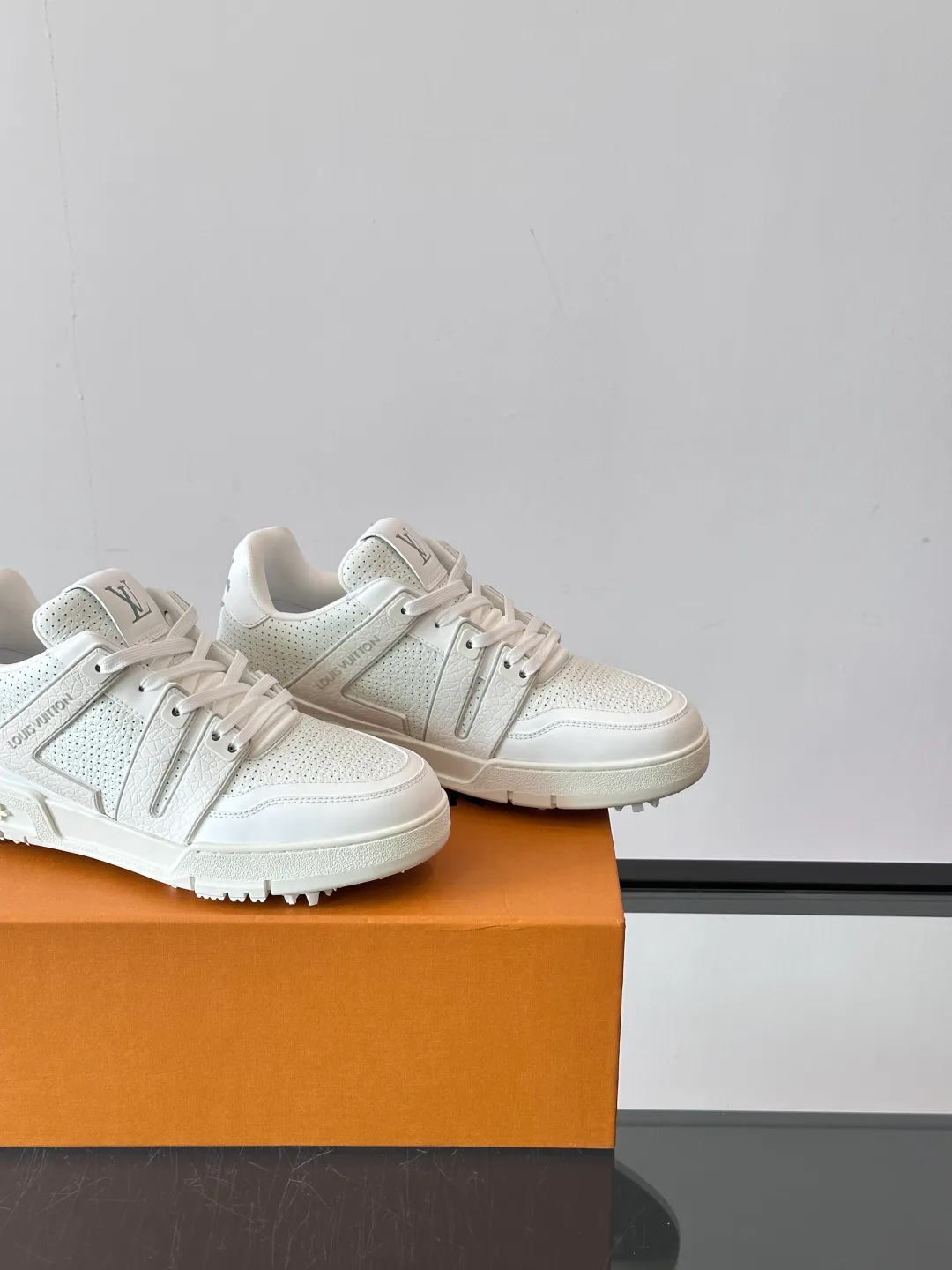 Кроссовки Мужские Louis Vuitton 55705