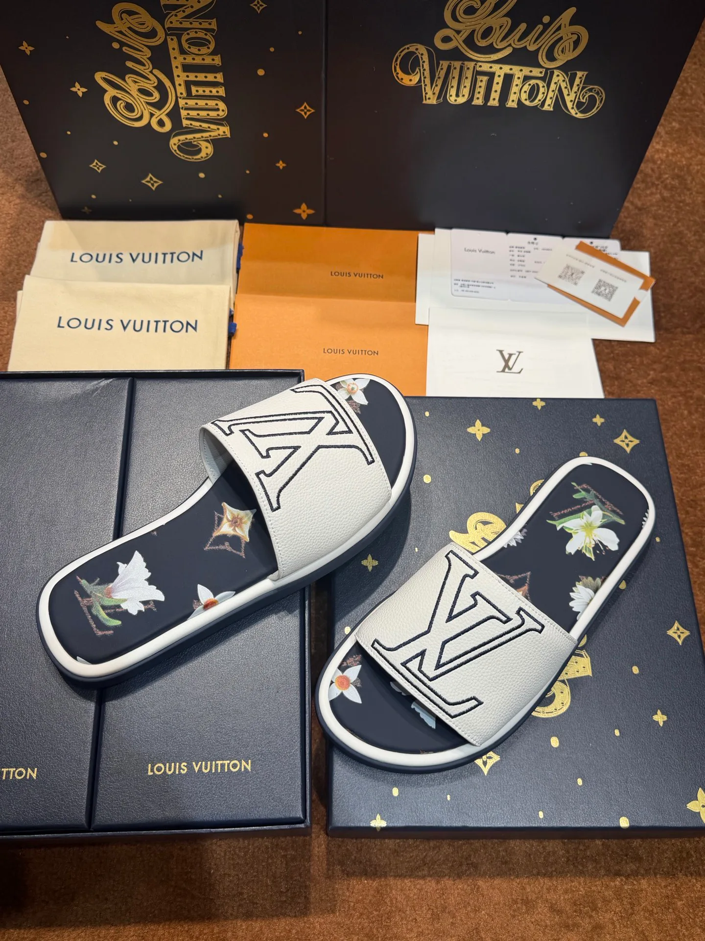 Шлепанцы Женские Louis Vuitton 17059501