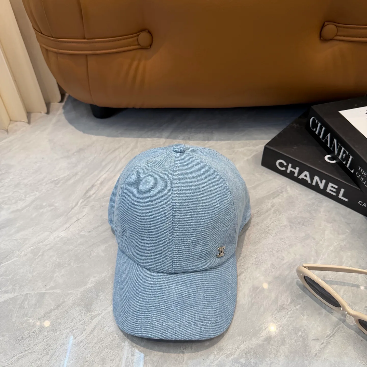 Головные Уборы Chanel 12764975