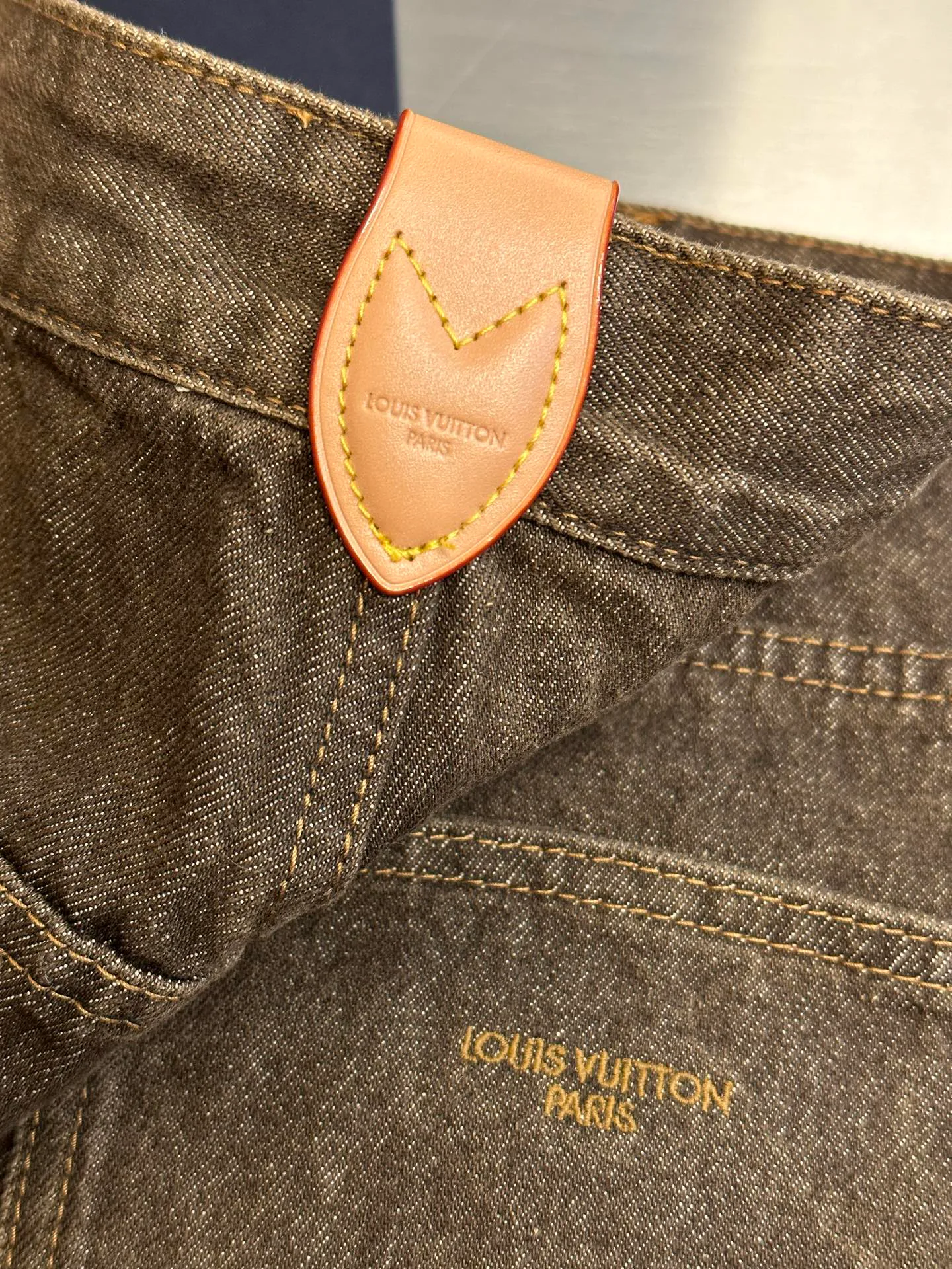 Джинсы Мужские Vetements 13225770
