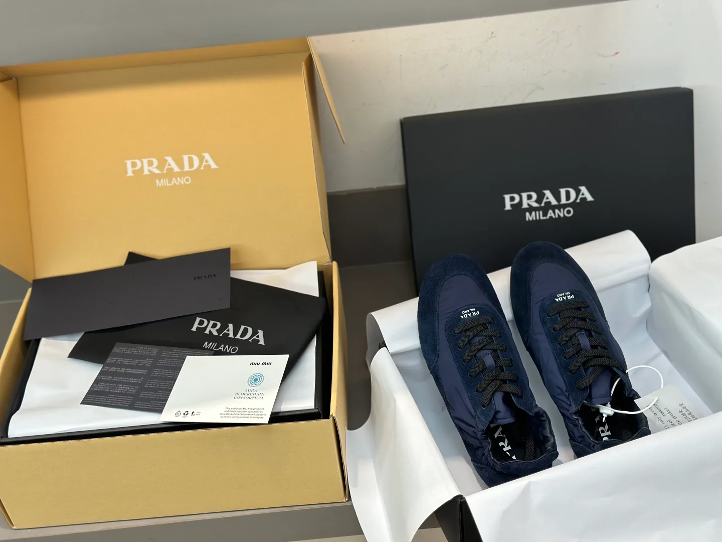 Кроссовки Женские Prada 11152985
