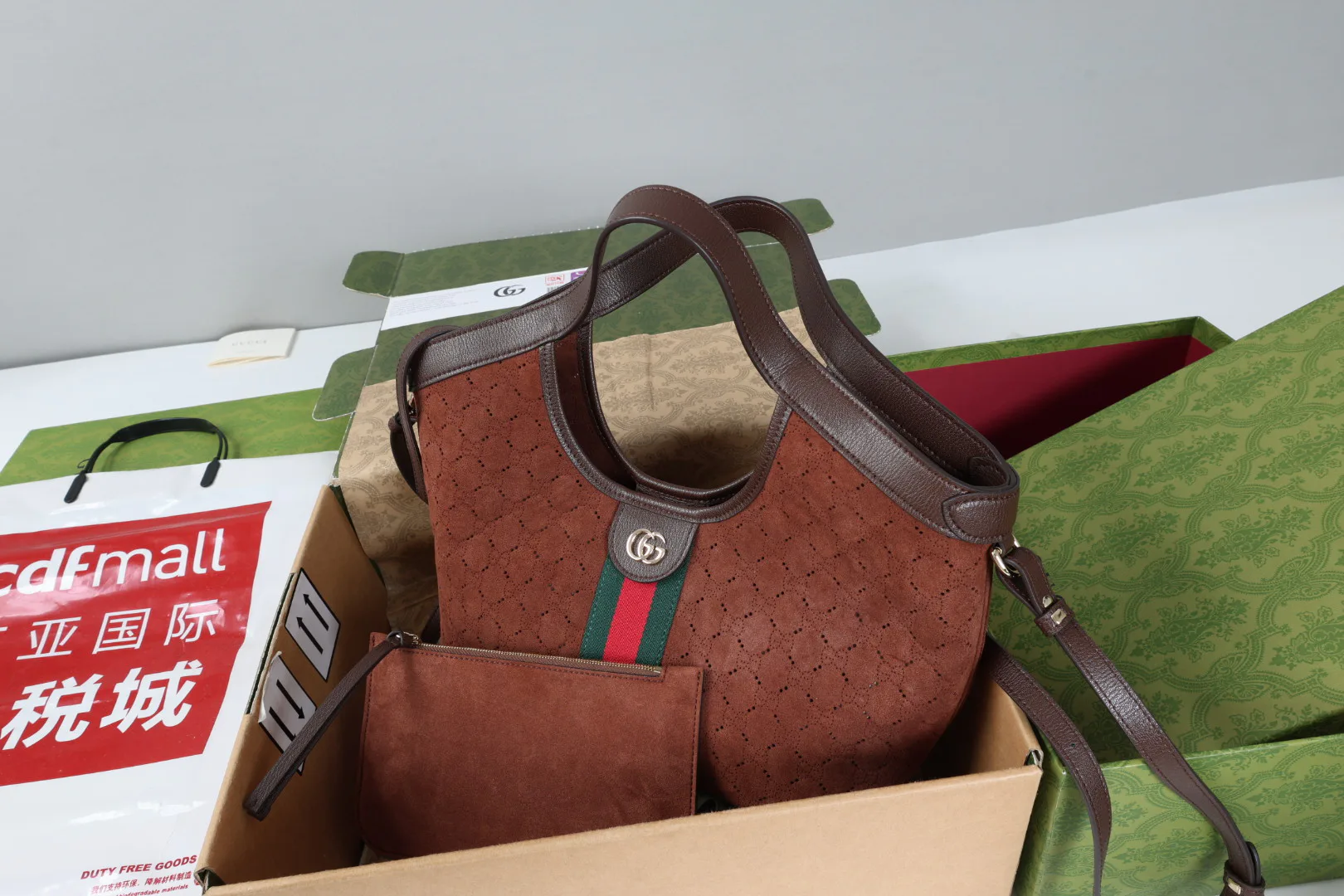 Классические Сумки Женские Gucci 18004289