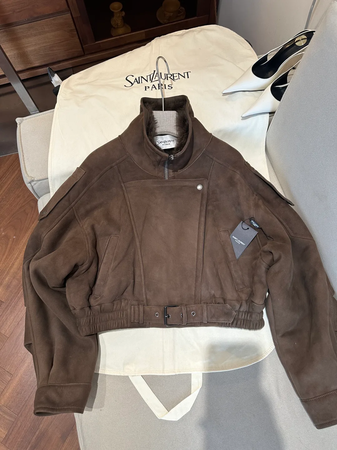 Кожаные Куртки И Дублёнки Женские Saint Laurent 18040652