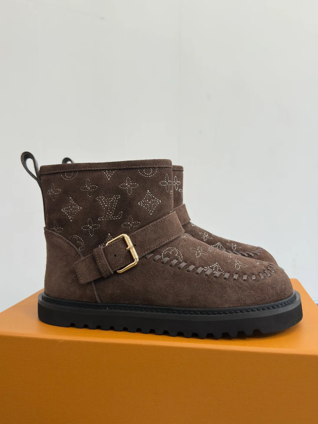 Угги Женские Louis Vuitton 19175730