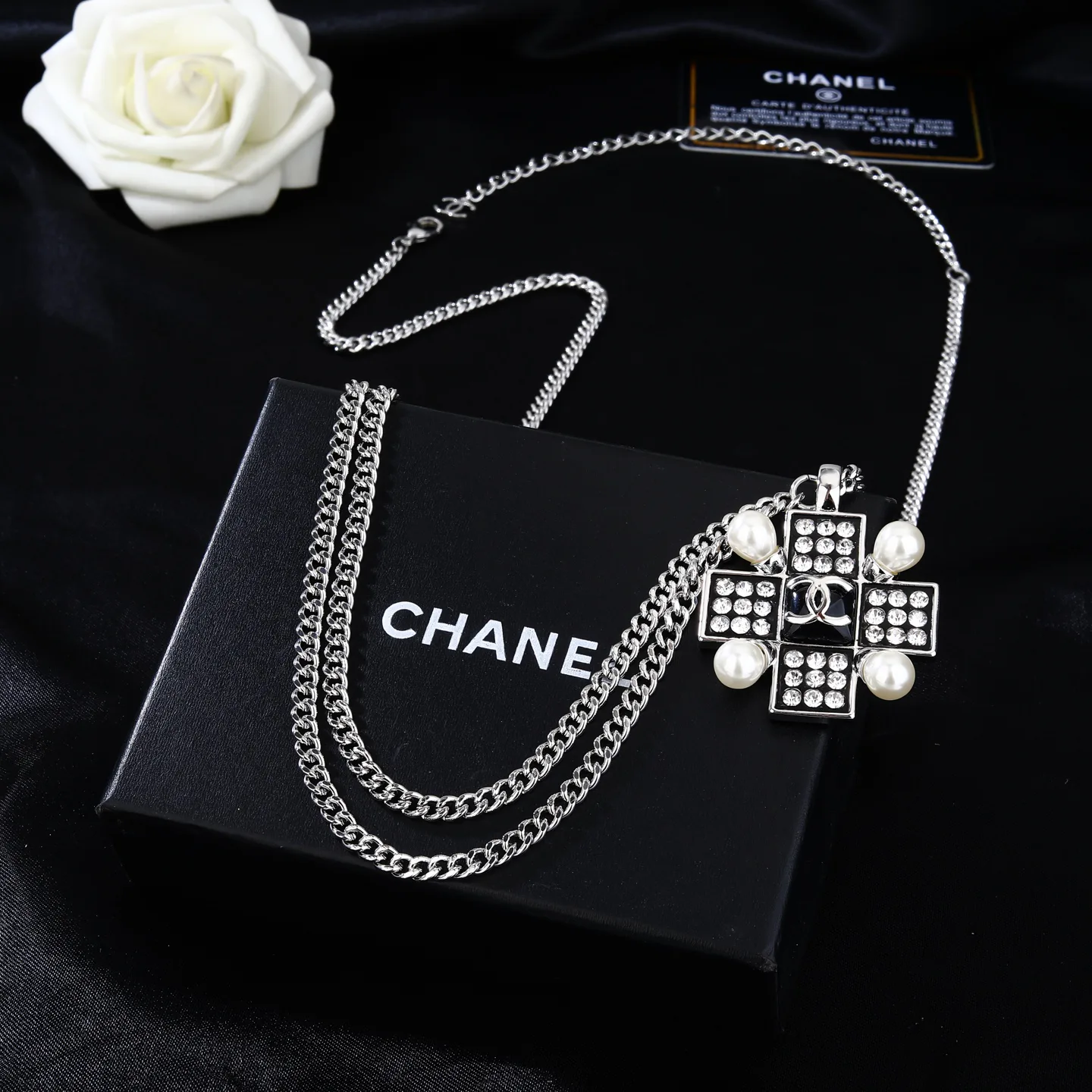 Бижутерия Chanel 17612925