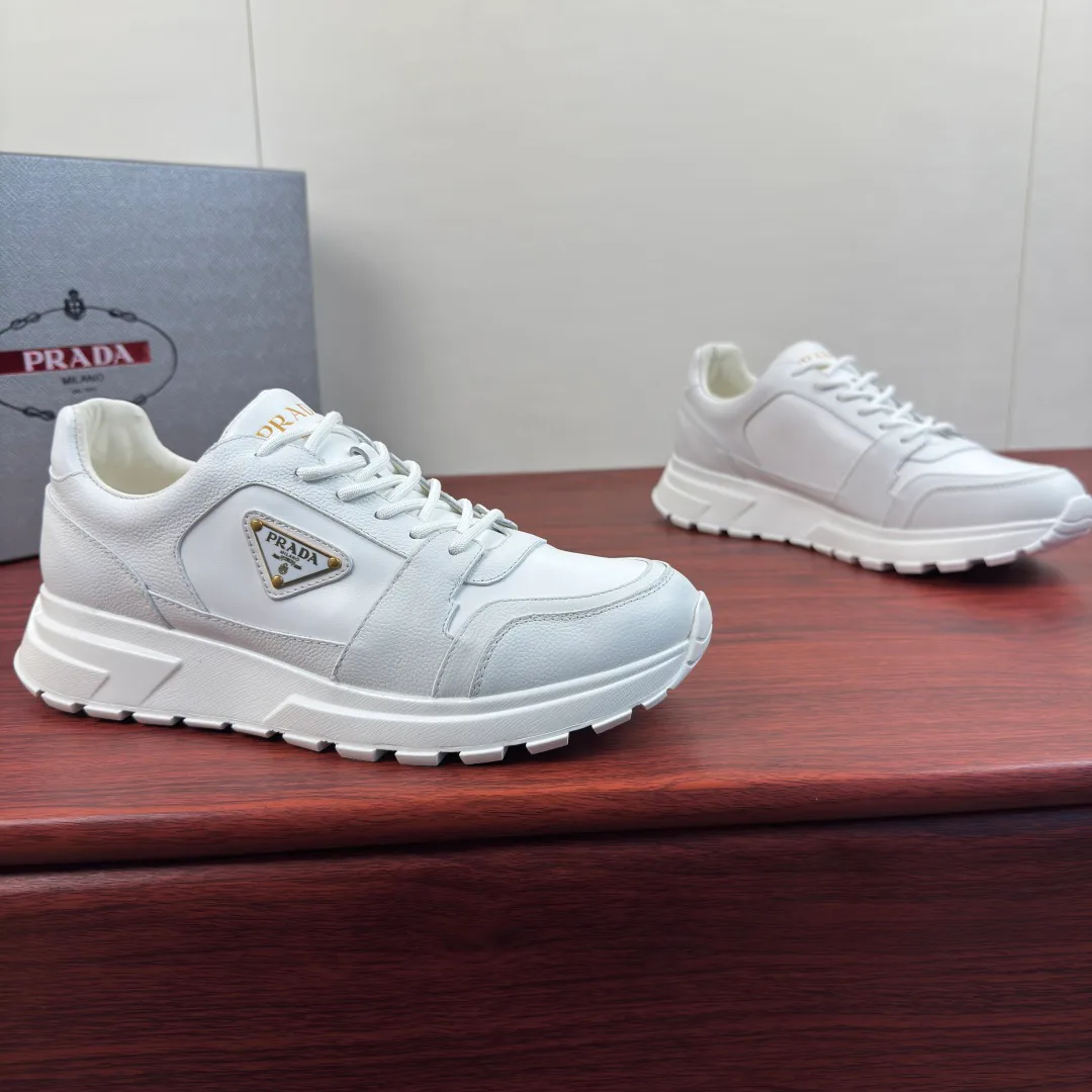 Кроссовки Мужские Prada 18230790