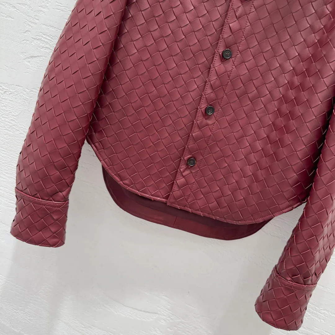 Кожаные Куртки И Дублёнки Женские Bottega Veneta 11232089