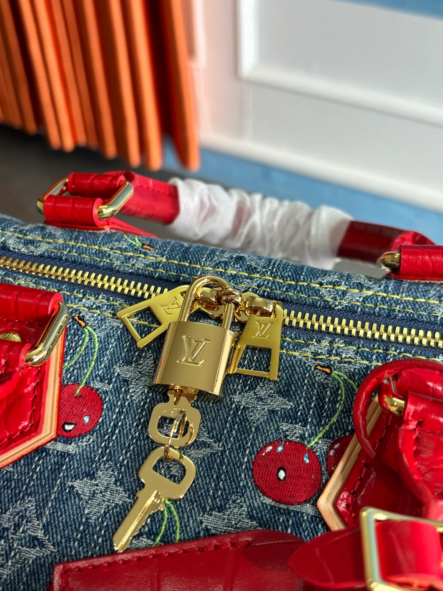 Сумки На Ремне Женские Louis Vuitton 81266