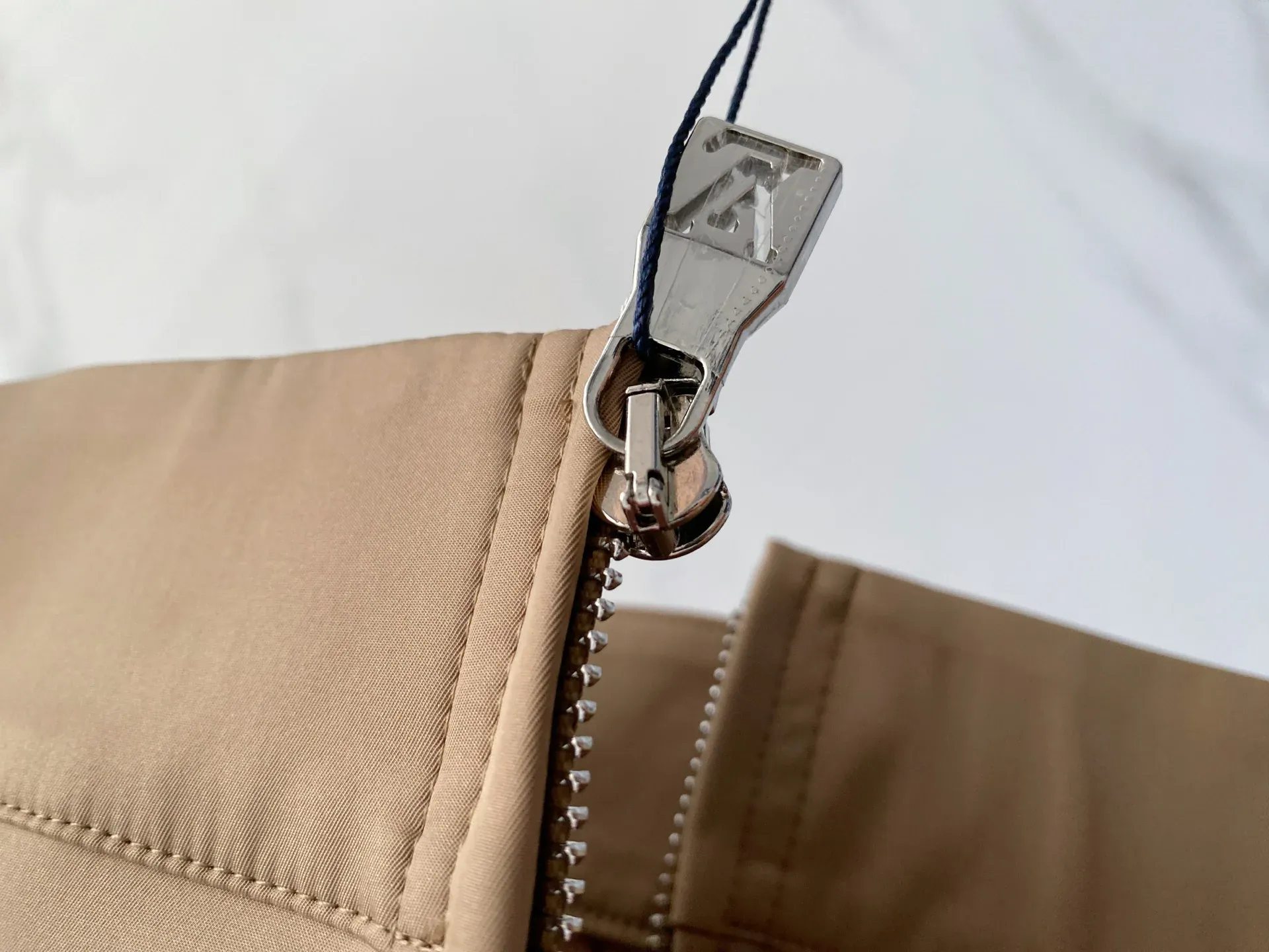 Куртки И Пуховики Мужские Louis Vuitton 1916635